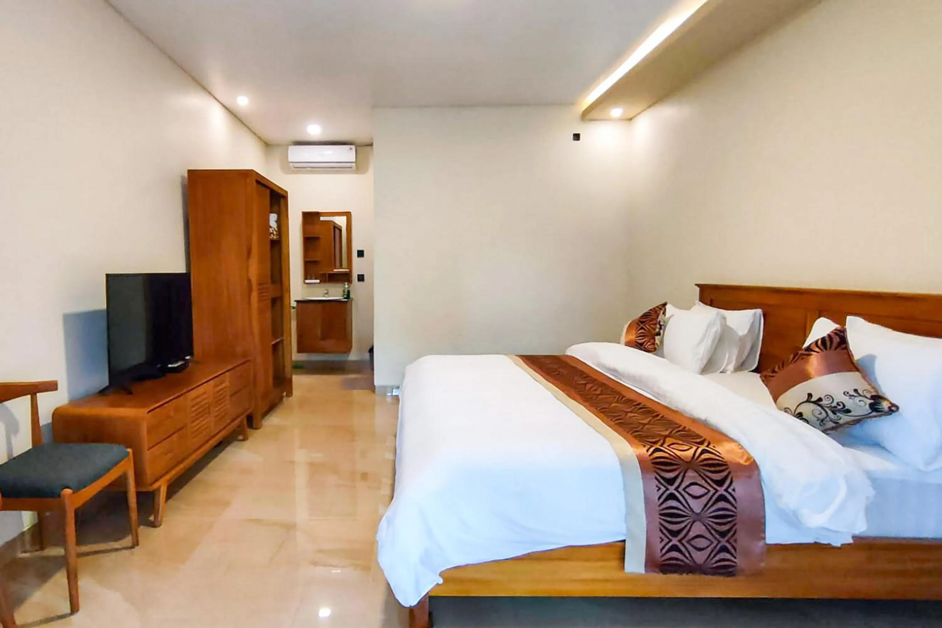 Bed in Puri Abian Ari Villa by The Lavana