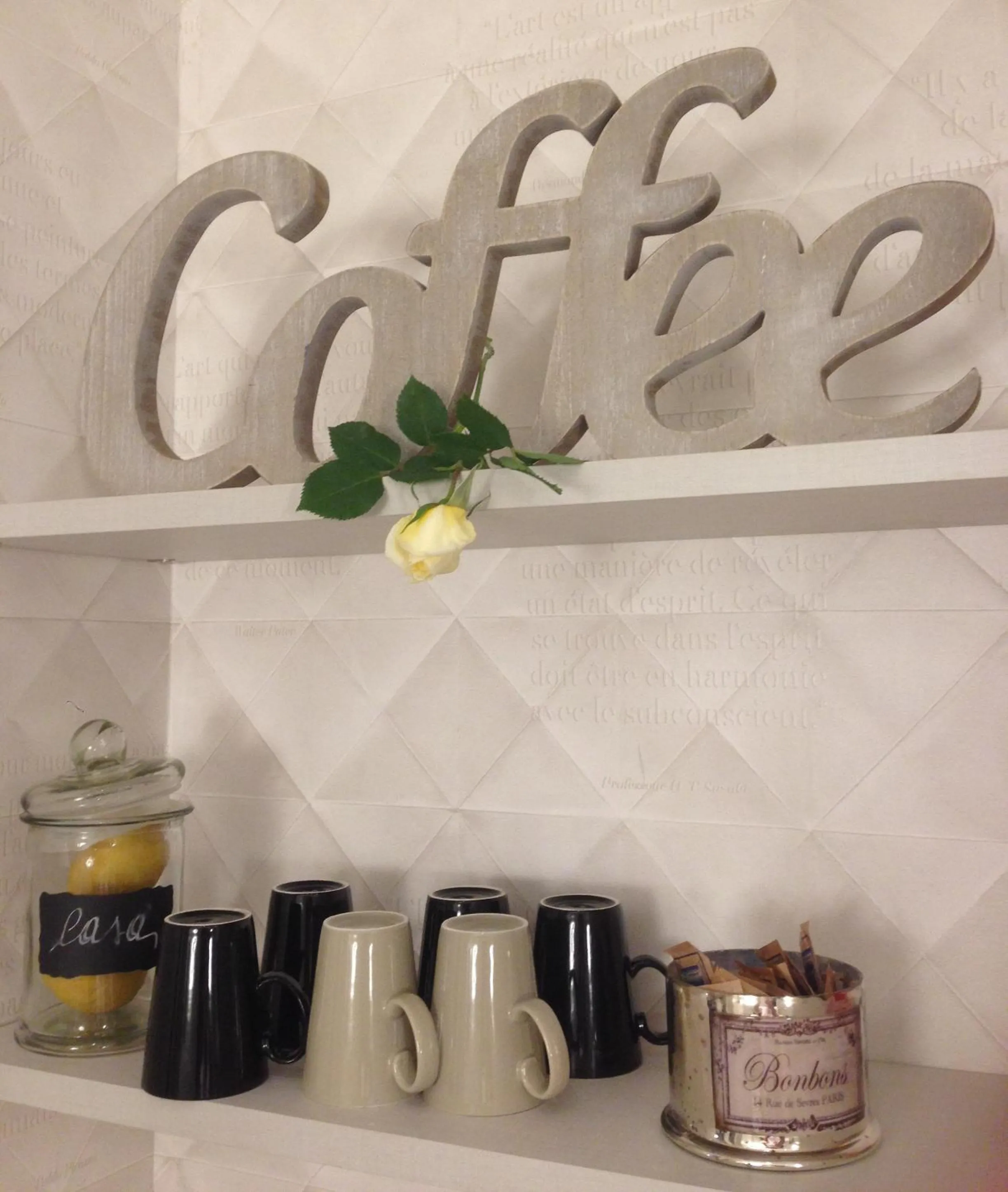 Decorative detail in Gemini Suite