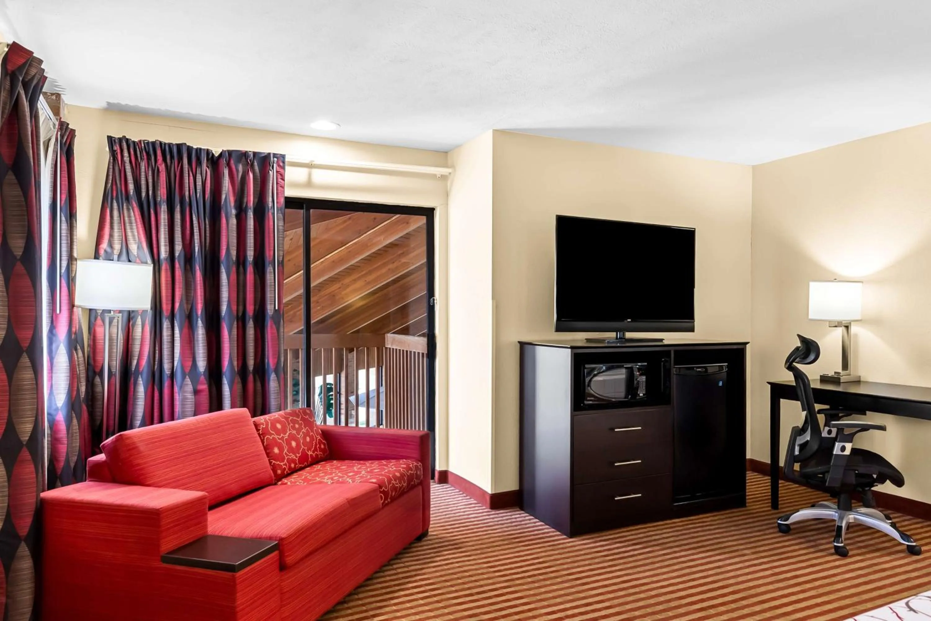 Photo of the whole room in Best Western Jacksonville Inn