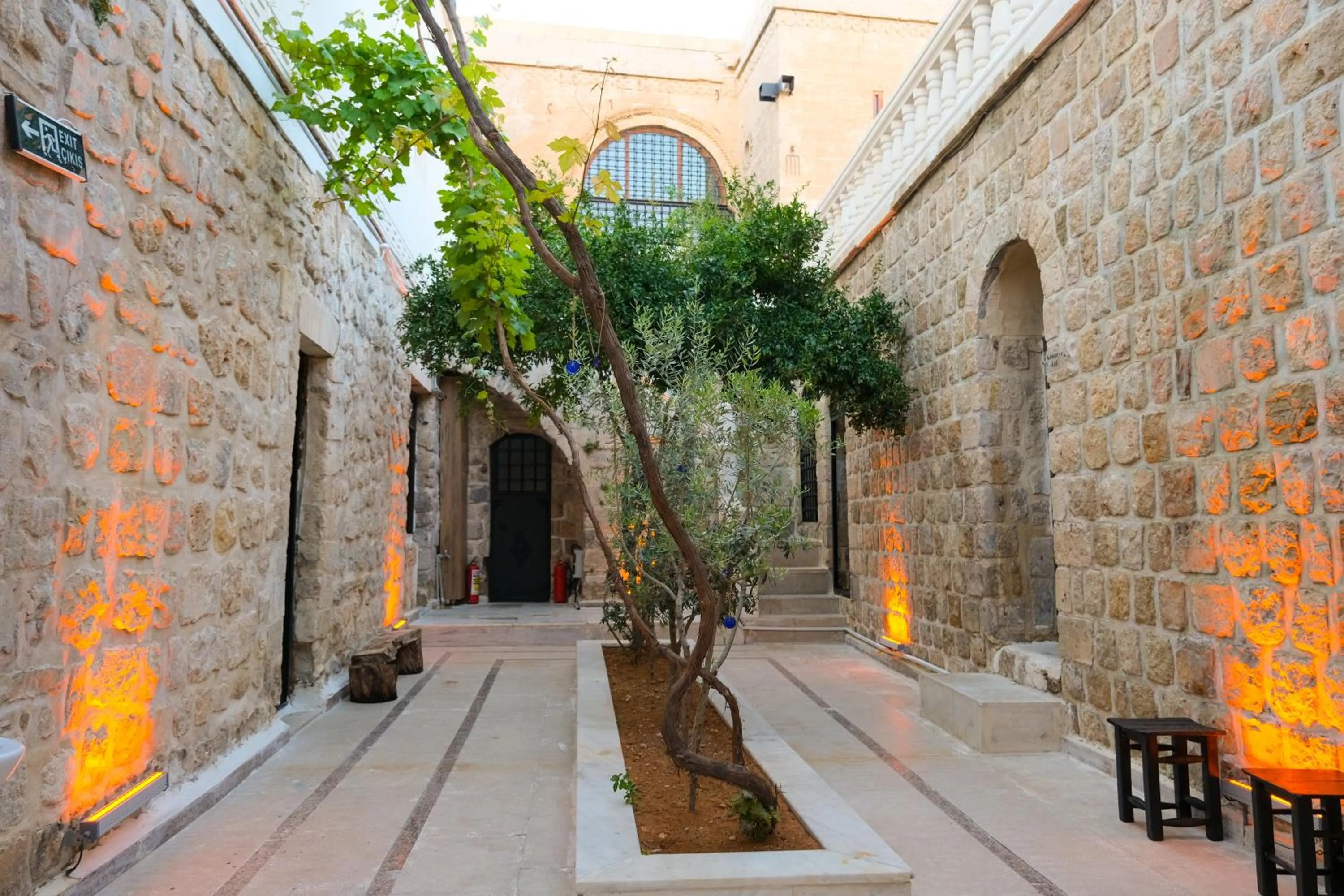 MİRSTONE TARİHİ KONAK