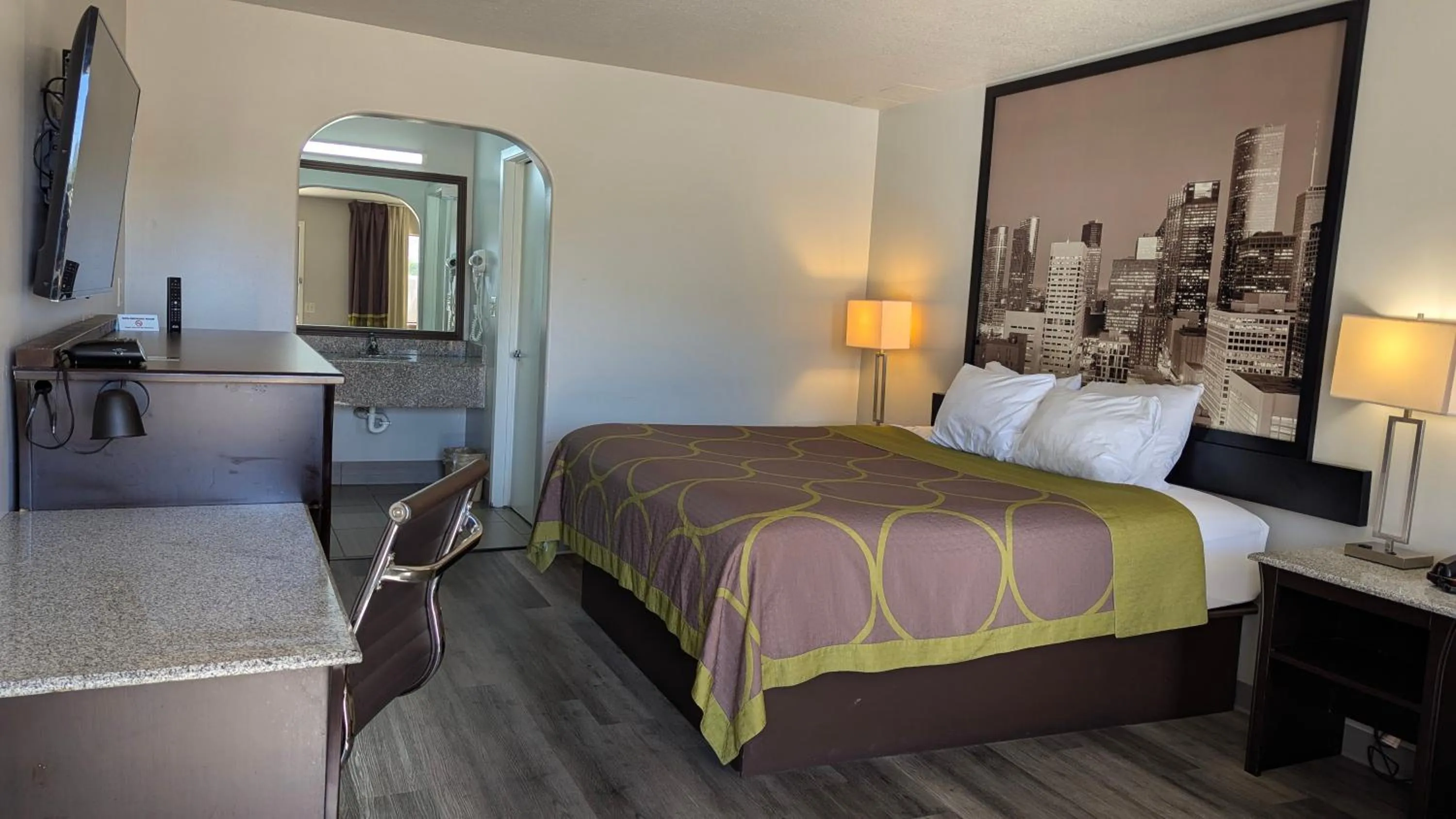 Bedroom in Super 8 by Wyndham Willowbrook Houston