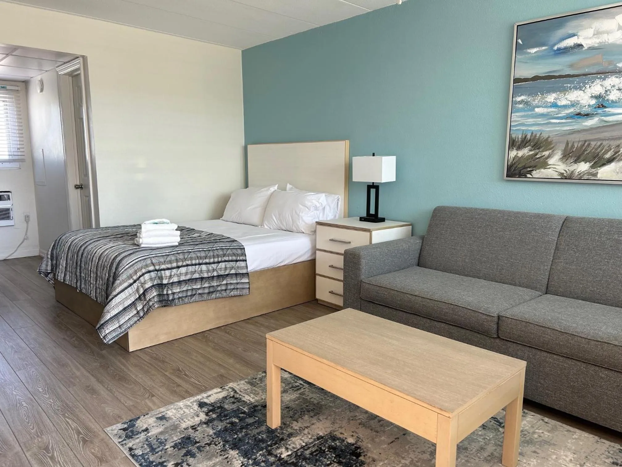 Bed in Esplanade Suites - A Sundance Vacations Property