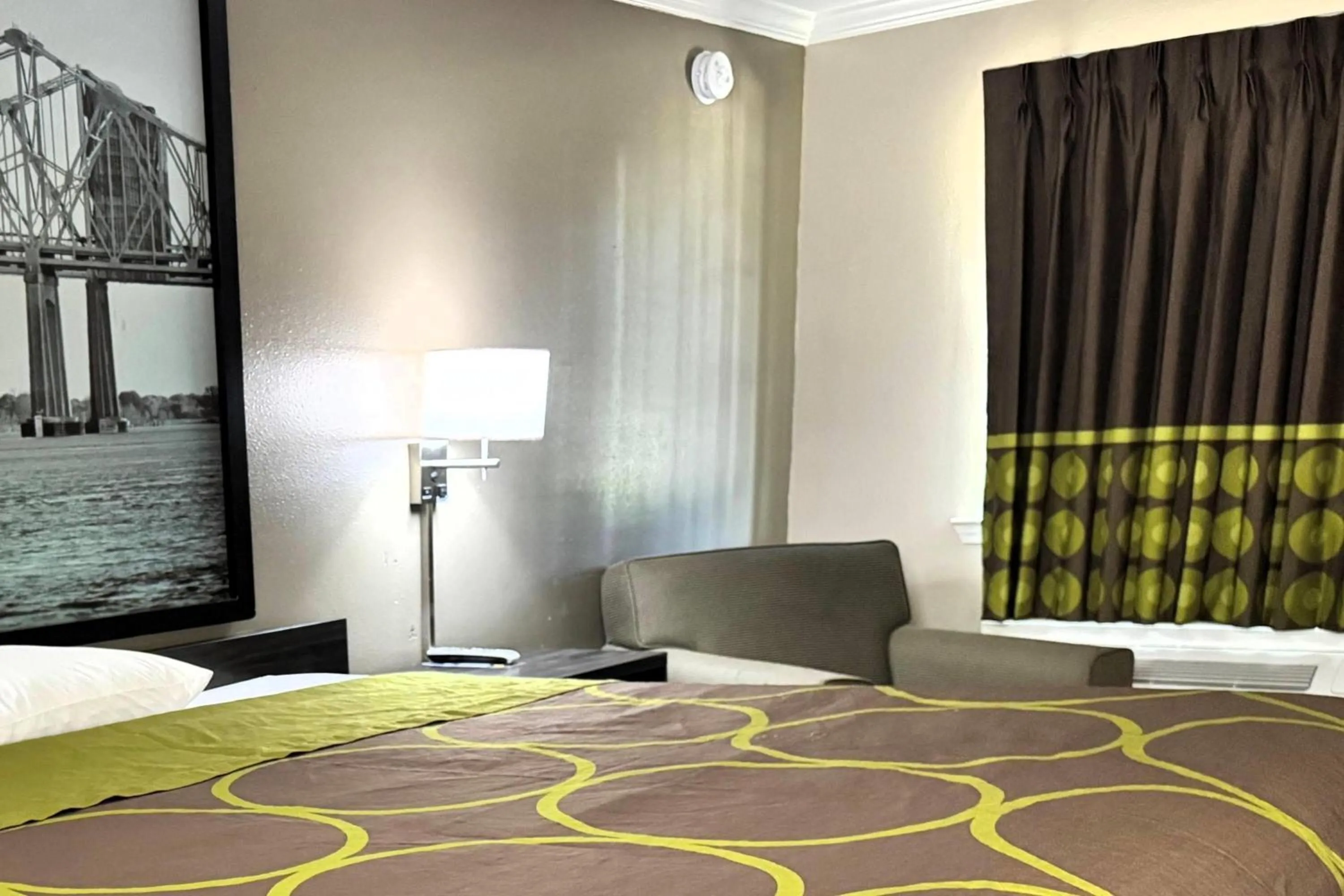 Photo of the whole room, Bed in Super 8 by Wyndham Picayune