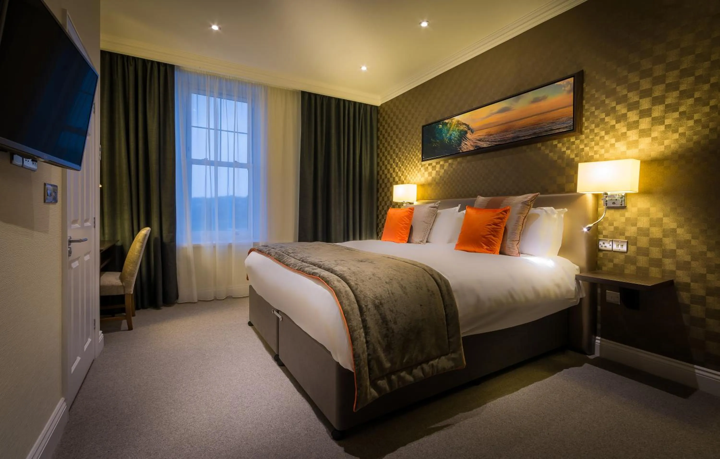 Photo of the whole room, Bed in Hythe Imperial Hotel, Spa & Golf