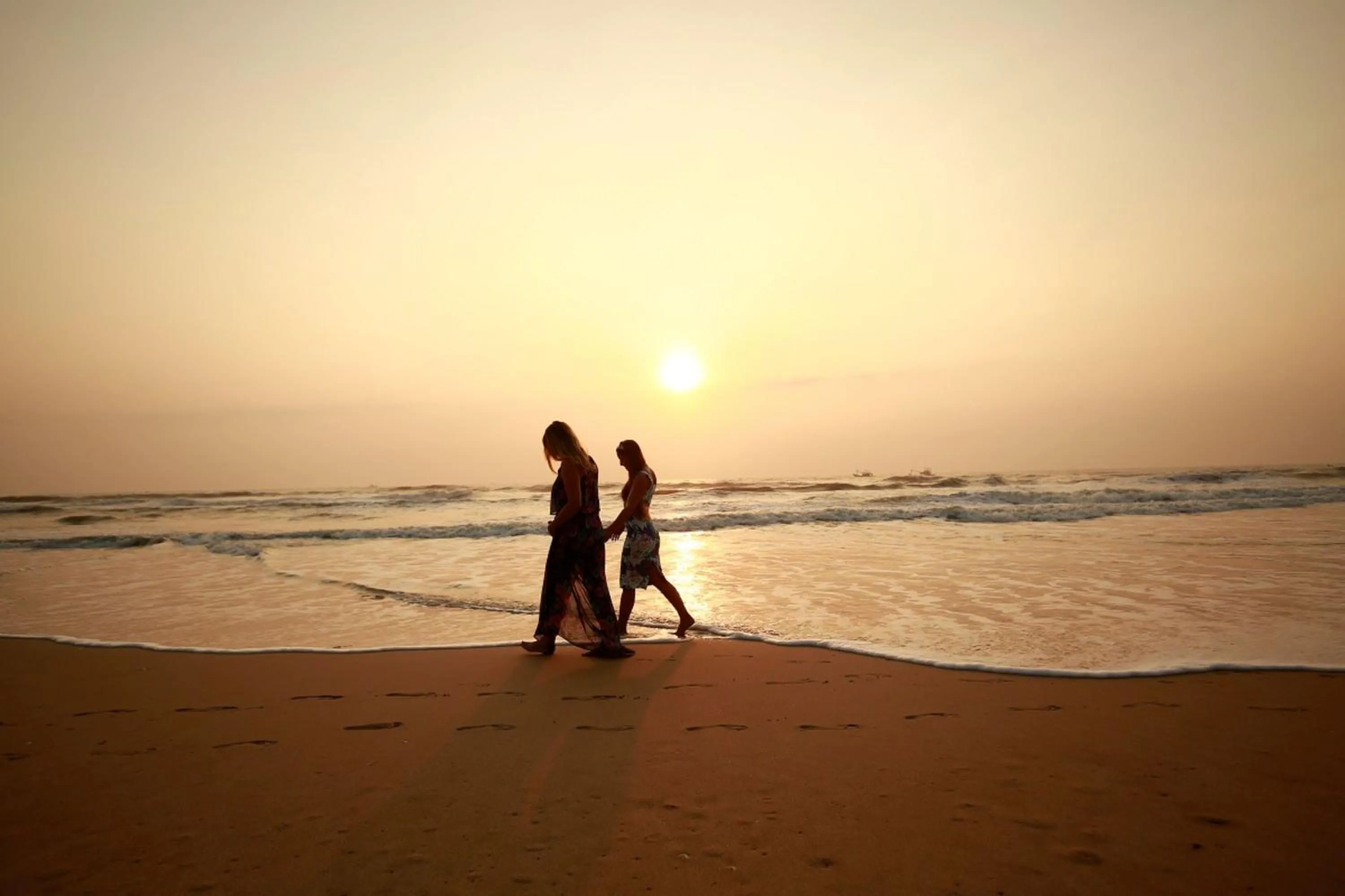 Me bungalow beach resort