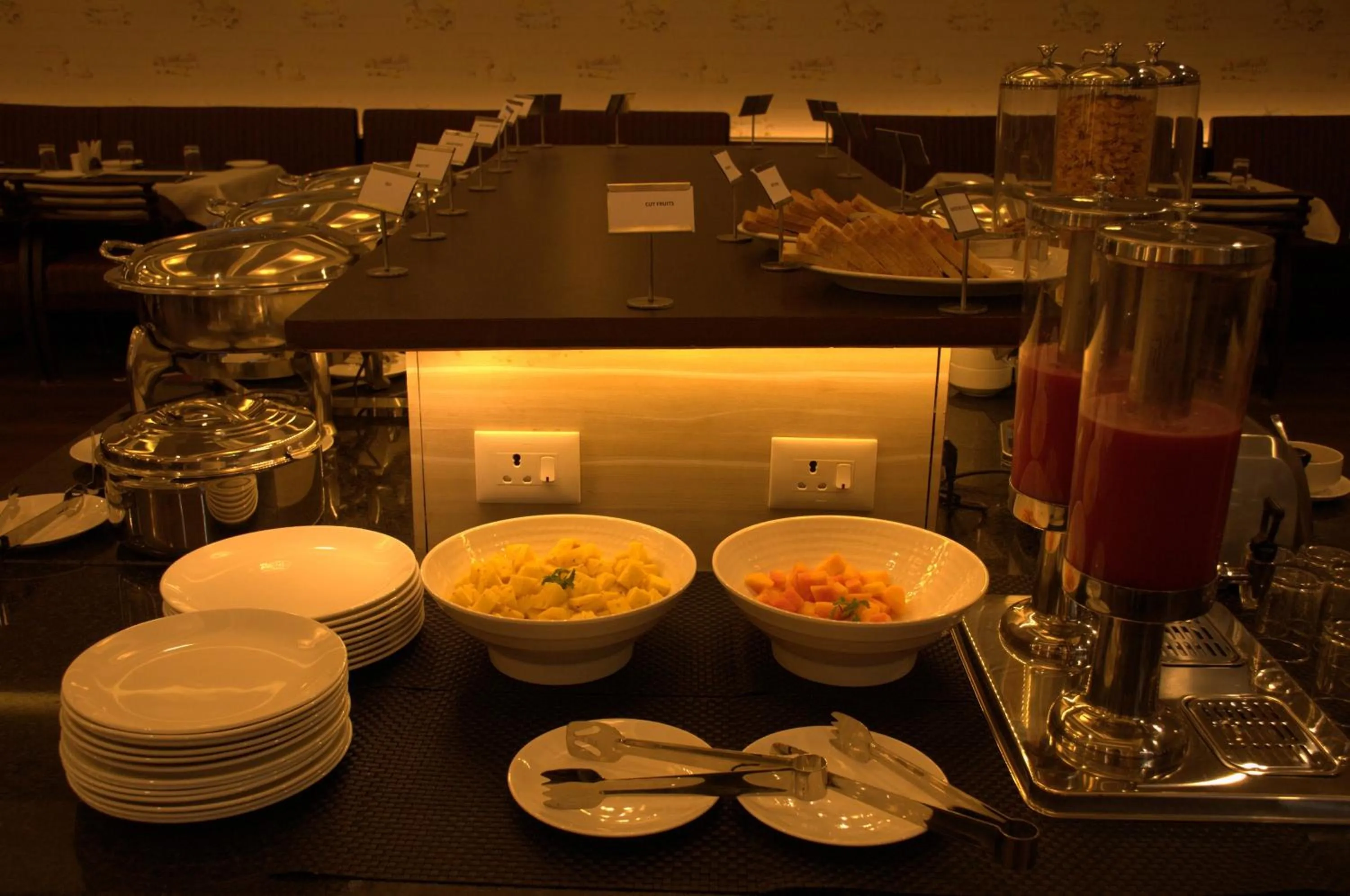 Food and drinks in Renest Tirupati