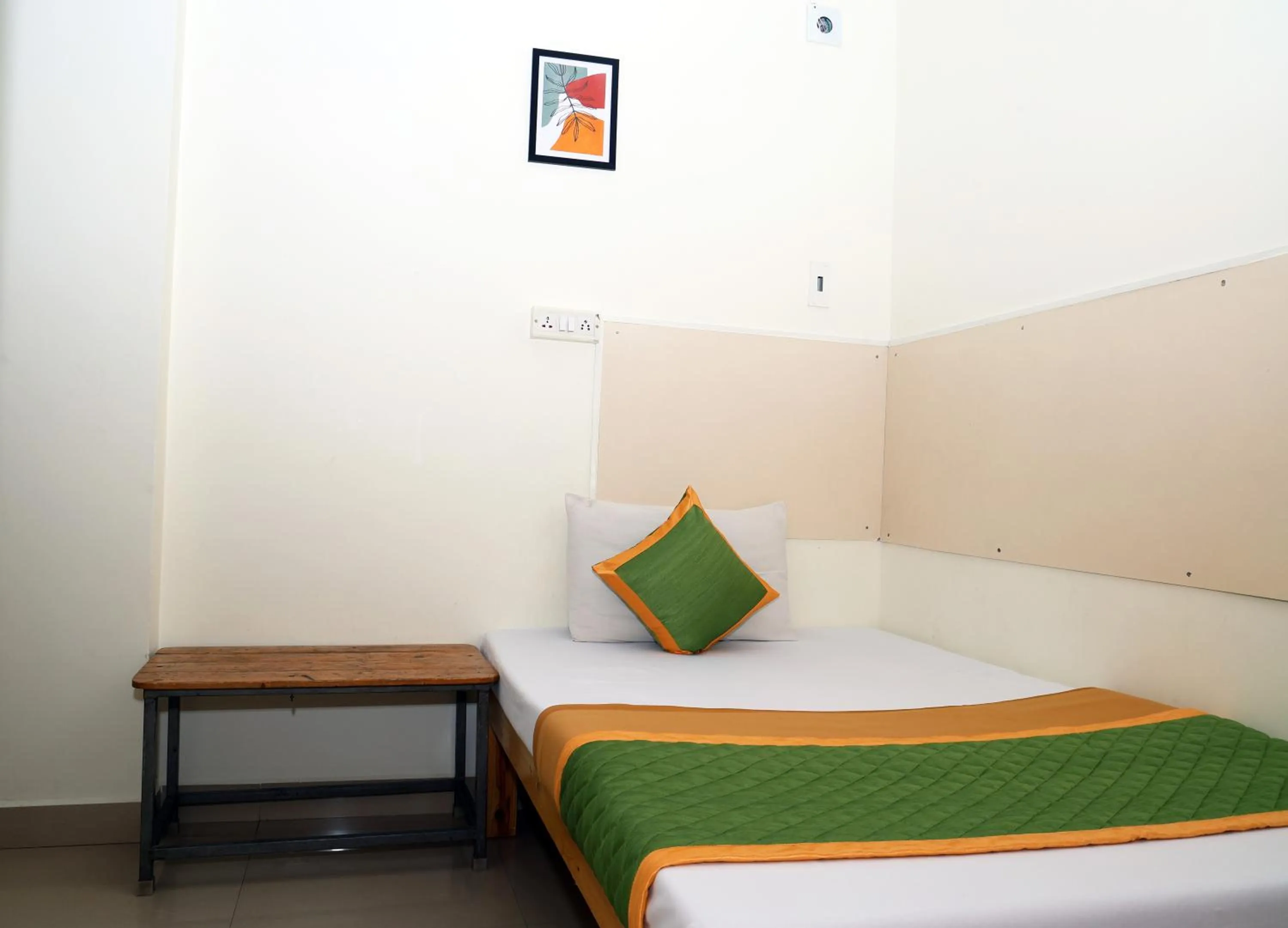 Bed in Royal Green Accommodation Chennai Airport