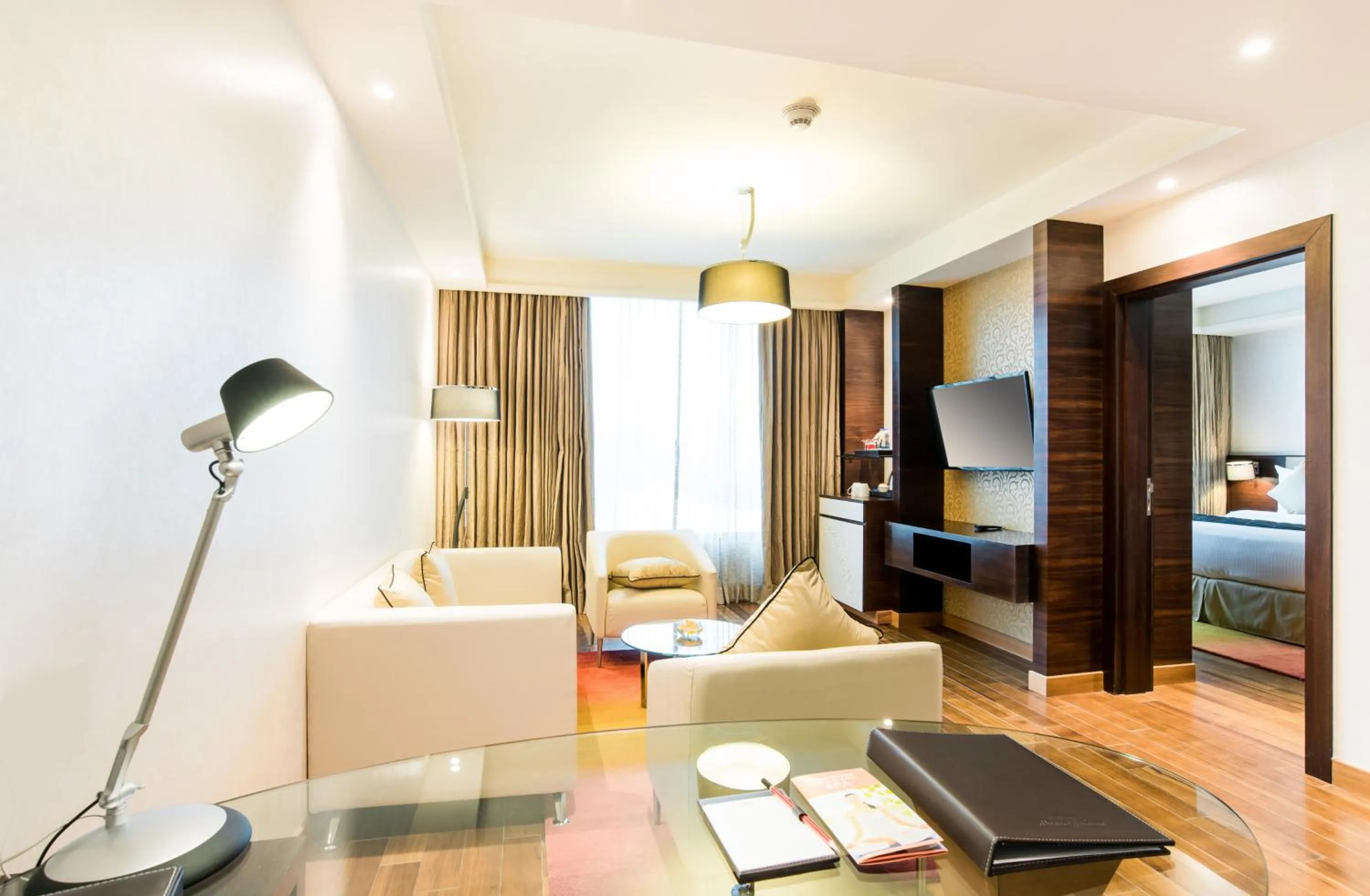 Living room in Howard Johnson By Wyndham, Hebbal, Bengaluru