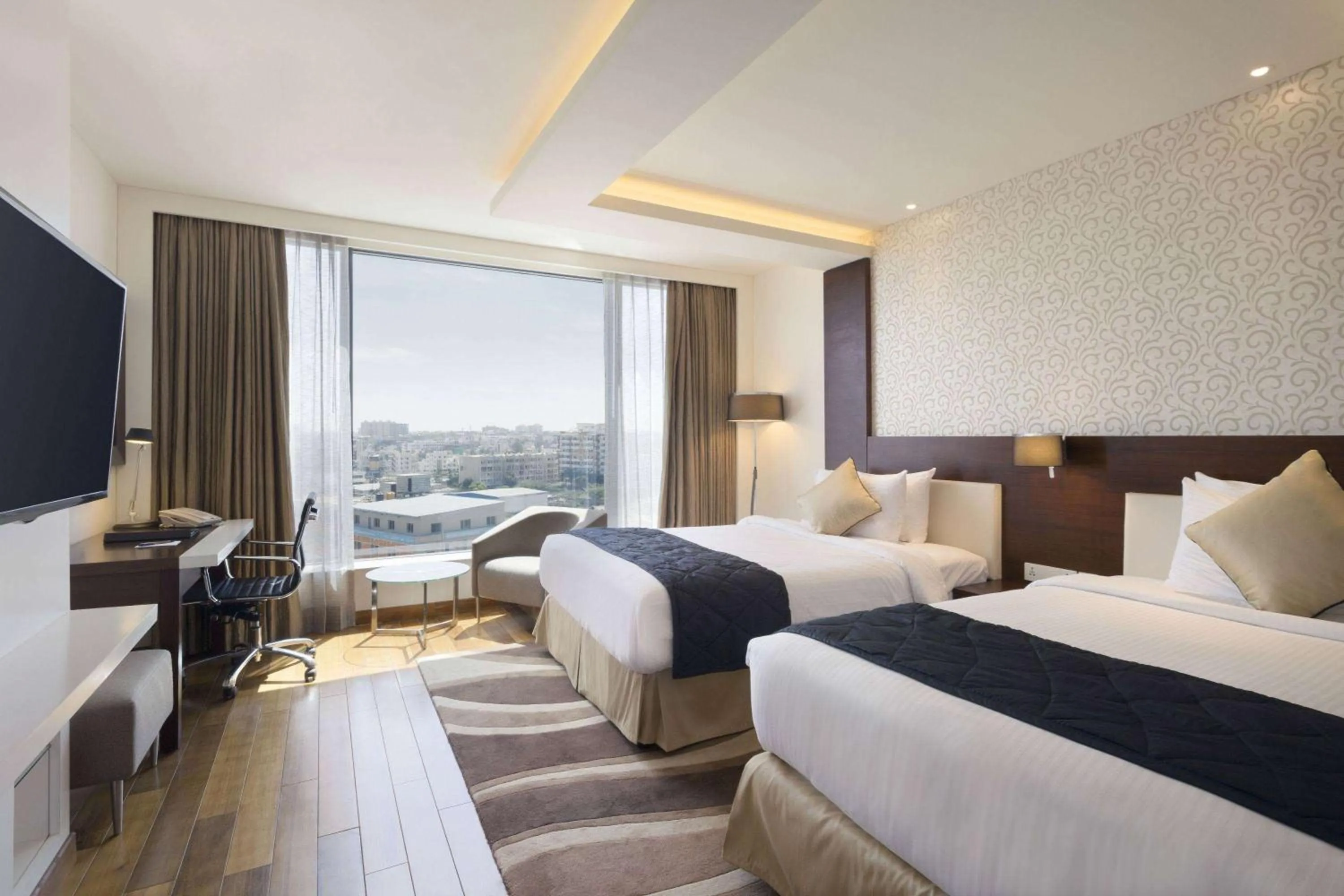 Photo of the whole room, Bed in Howard Johnson By Wyndham, Hebbal, Bengaluru