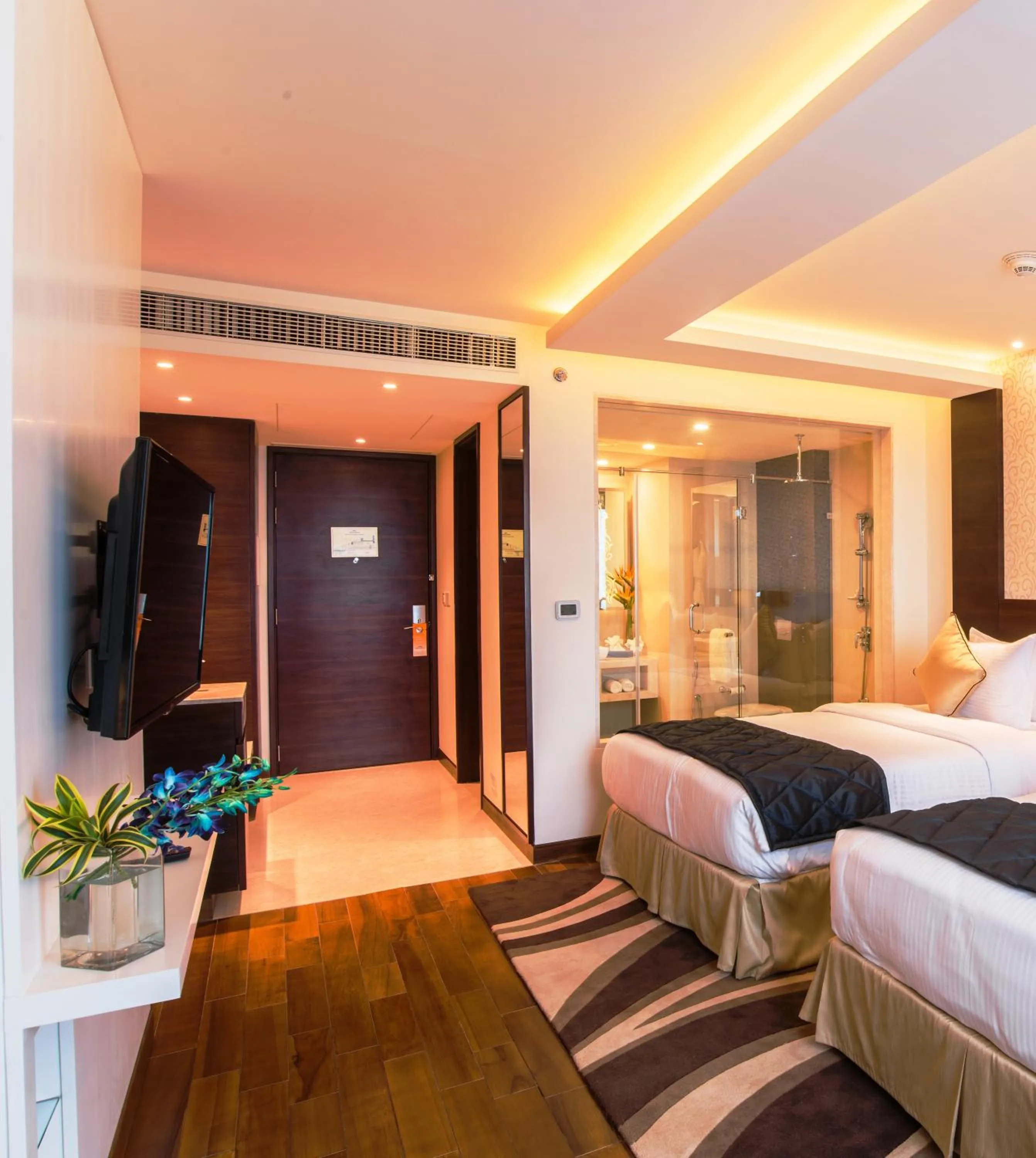 Bedroom, Bed in Howard Johnson By Wyndham, Hebbal, Bengaluru