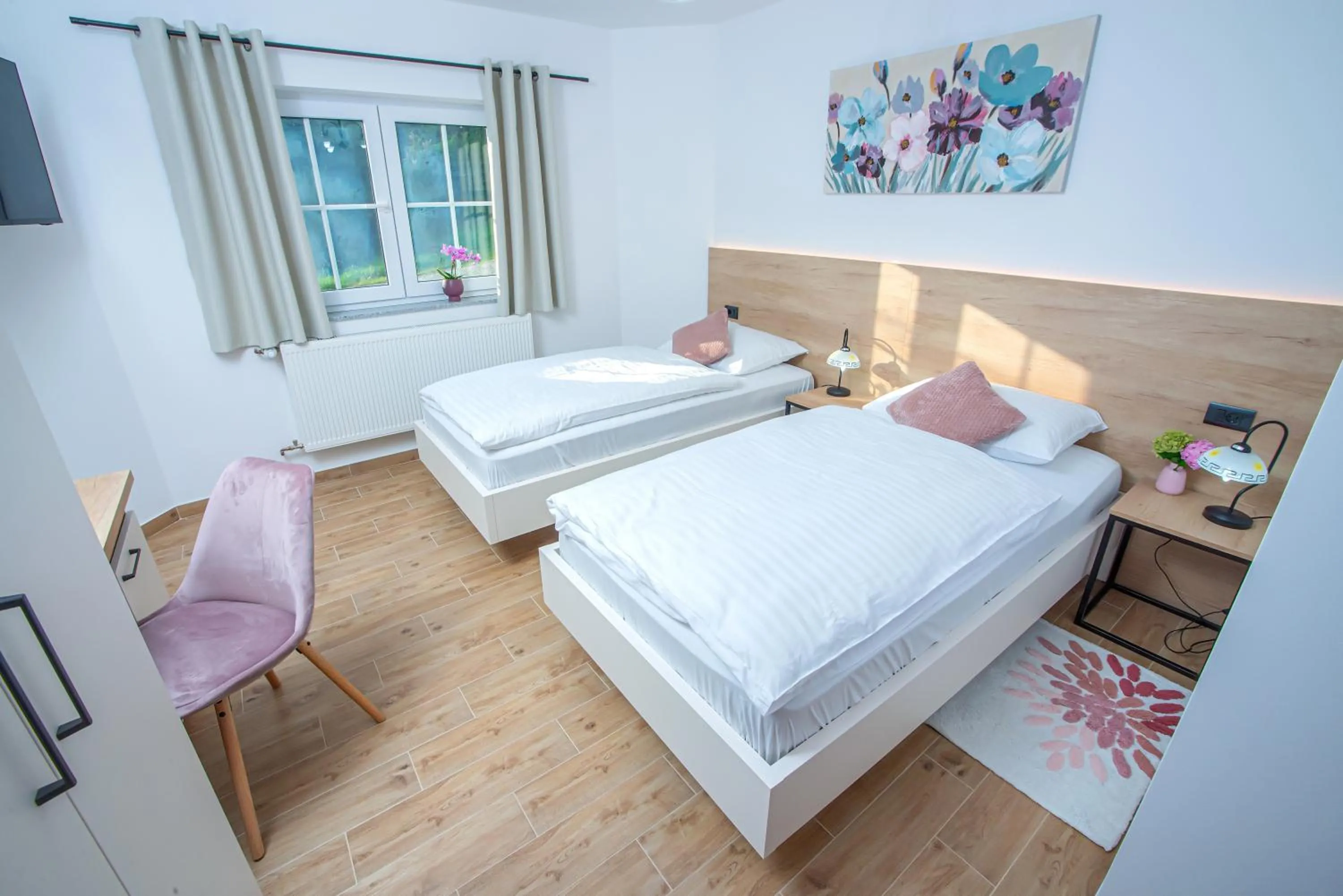 Apartment & rooms Vila Toplissa