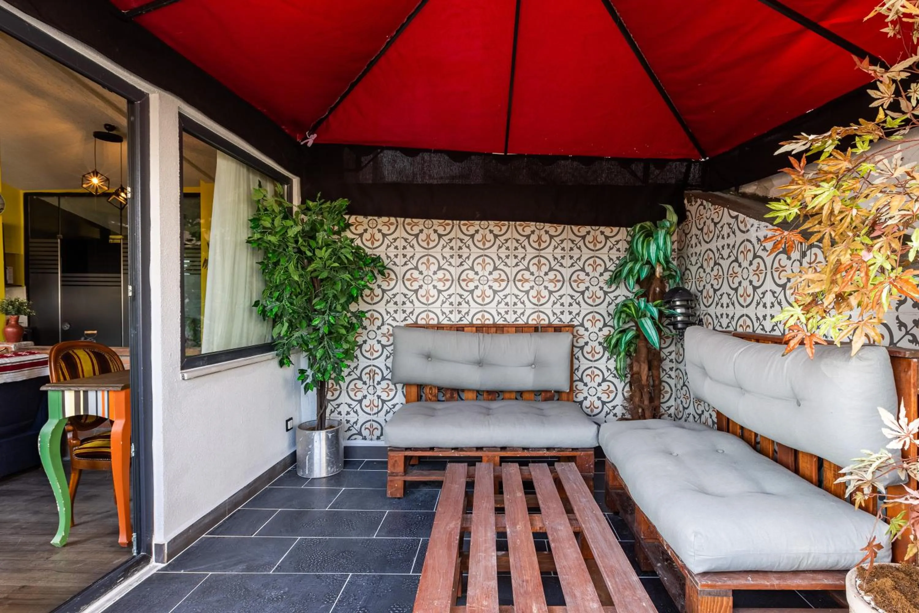 Patio in Ali Pasha Apartment