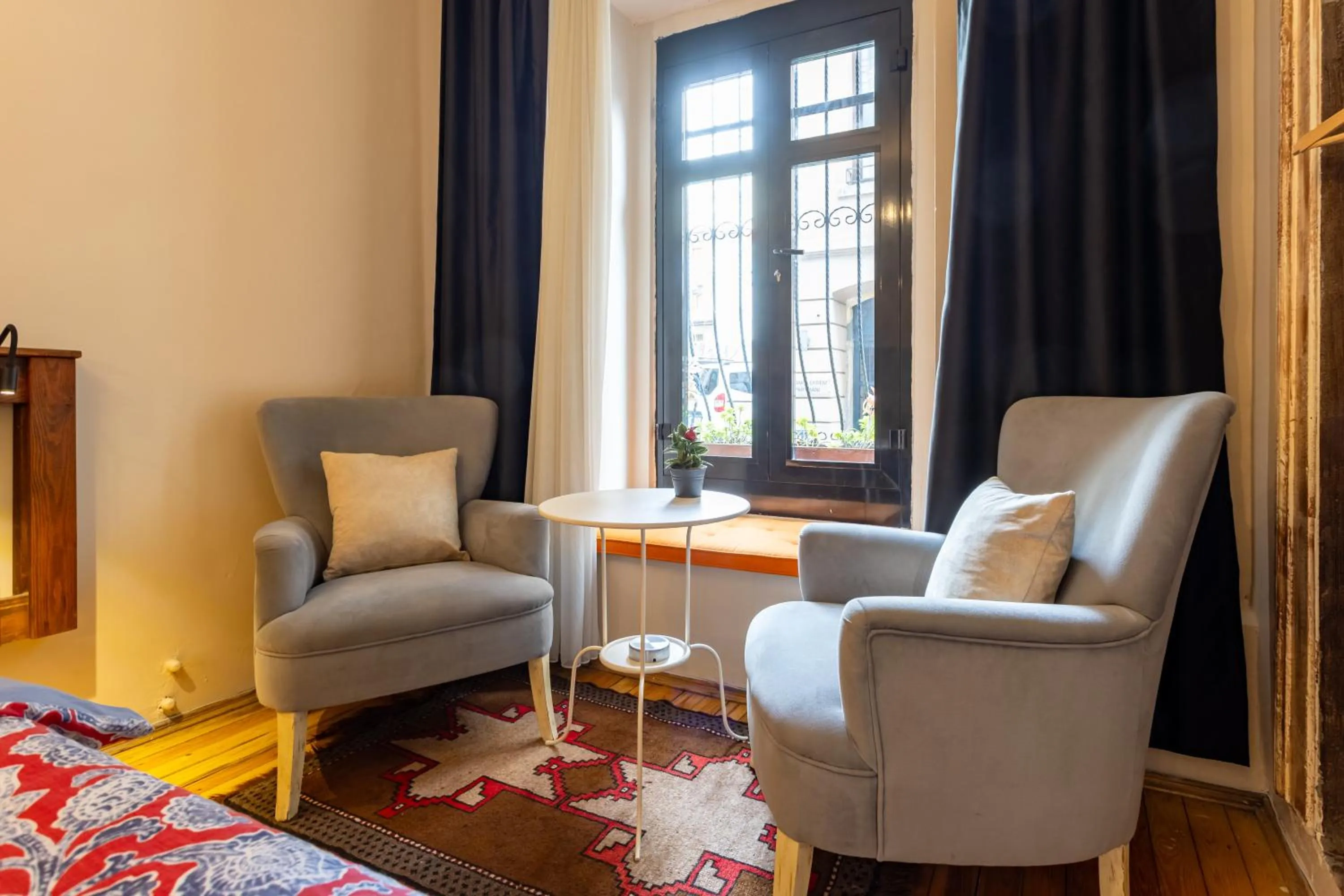 Seating area in Ali Pasha Apartment