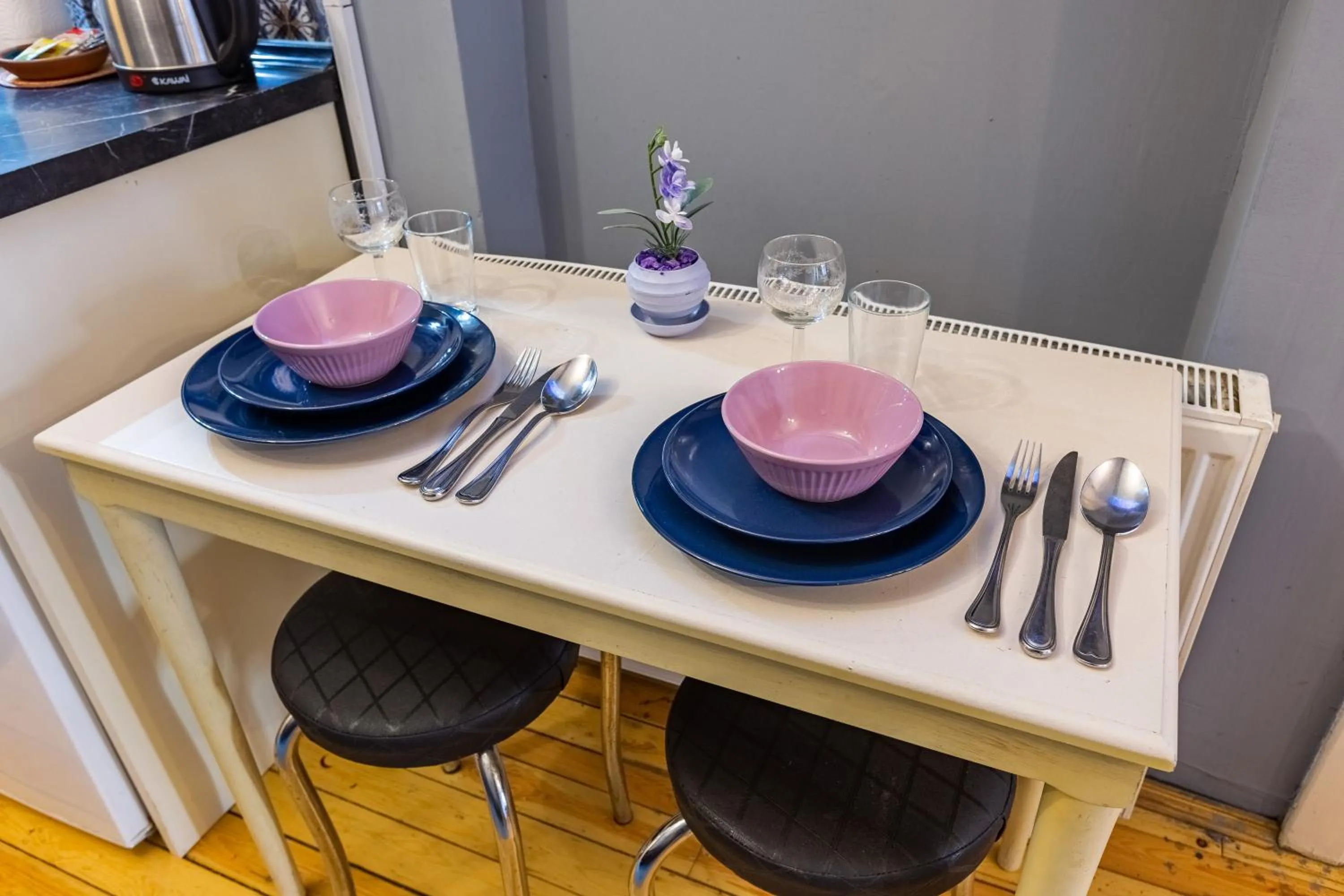Dining area in Ali Pasha Apartment