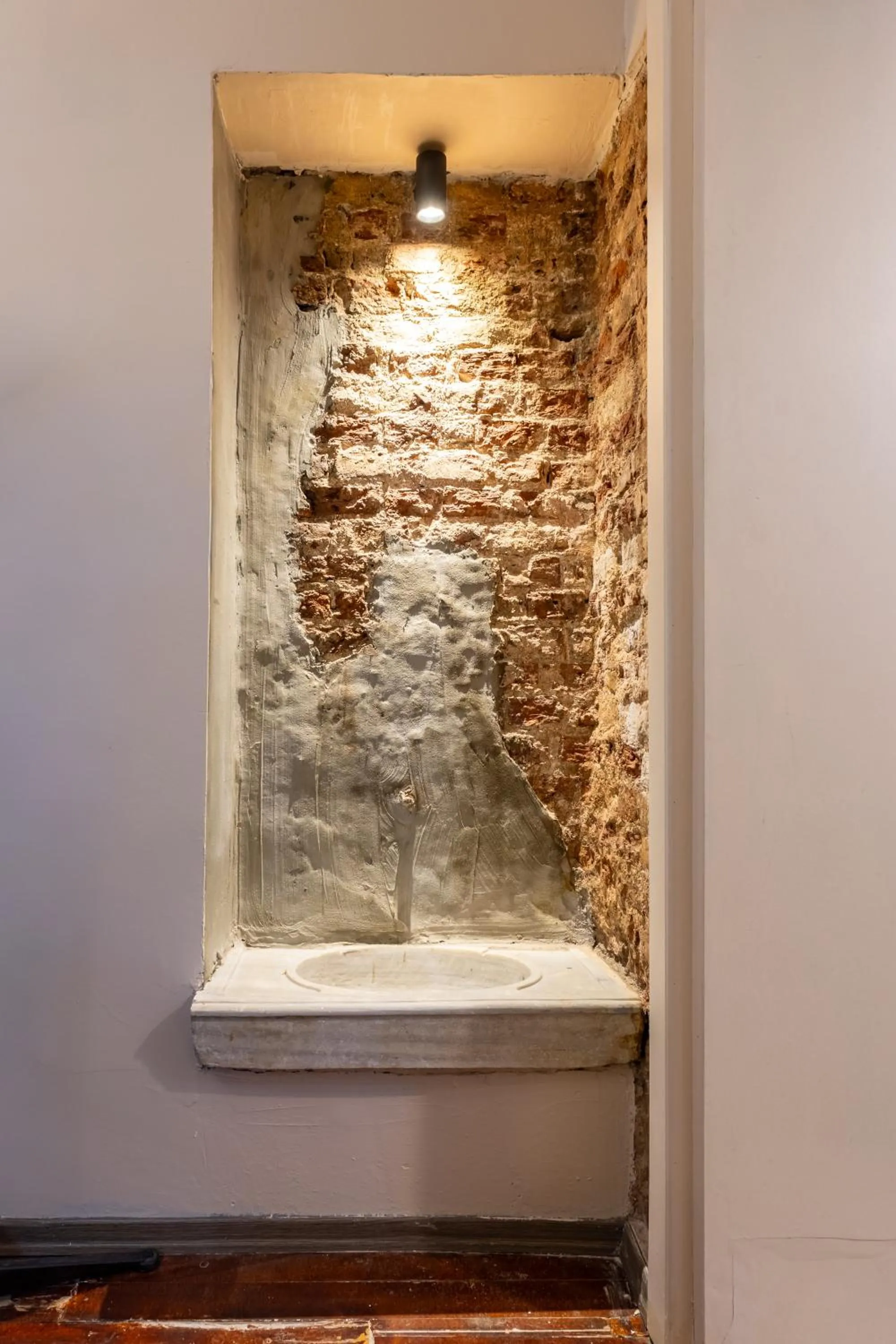 Decorative detail in Ali Pasha Apartment