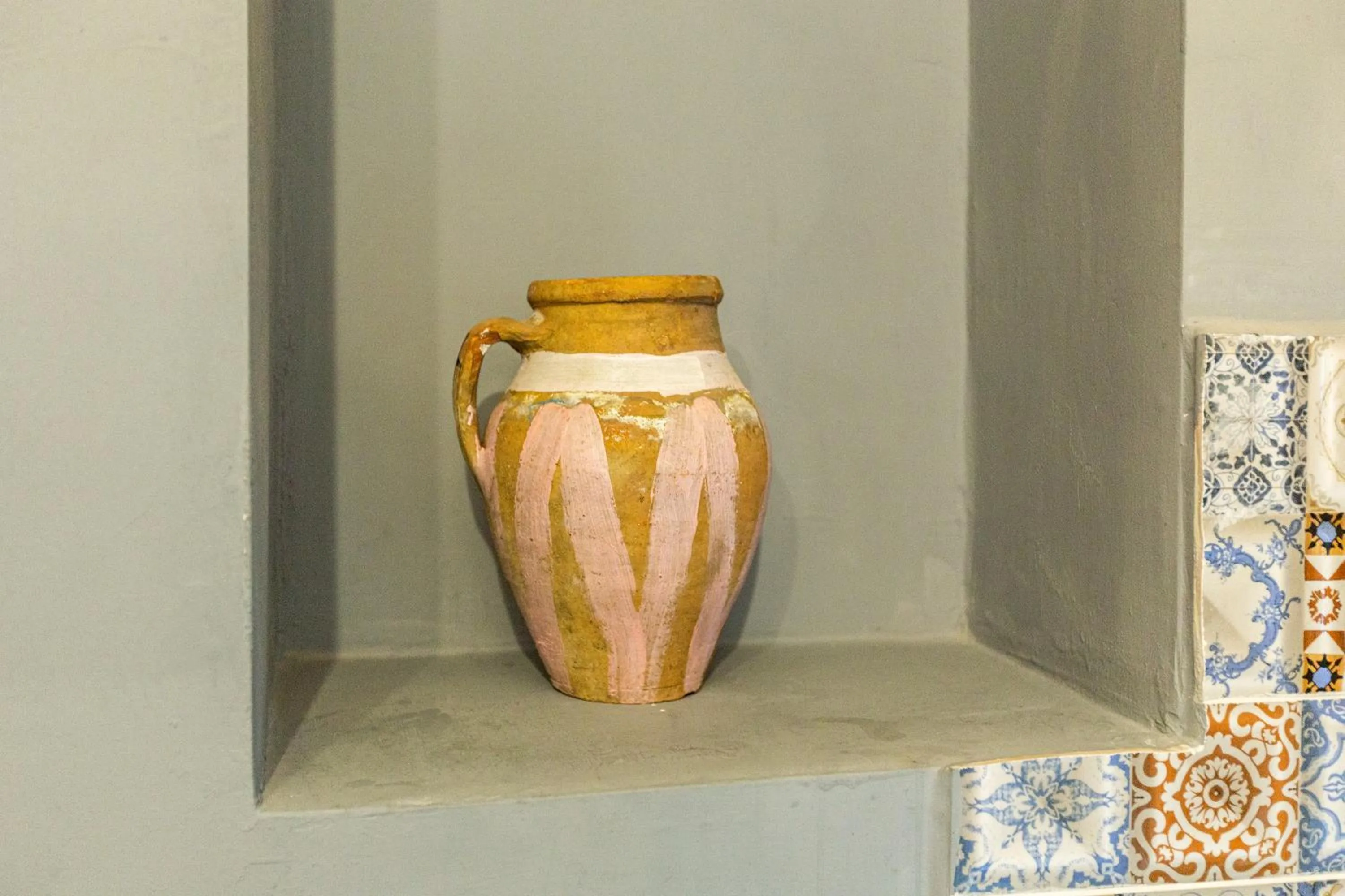 Decorative detail in Ali Pasha Apartment