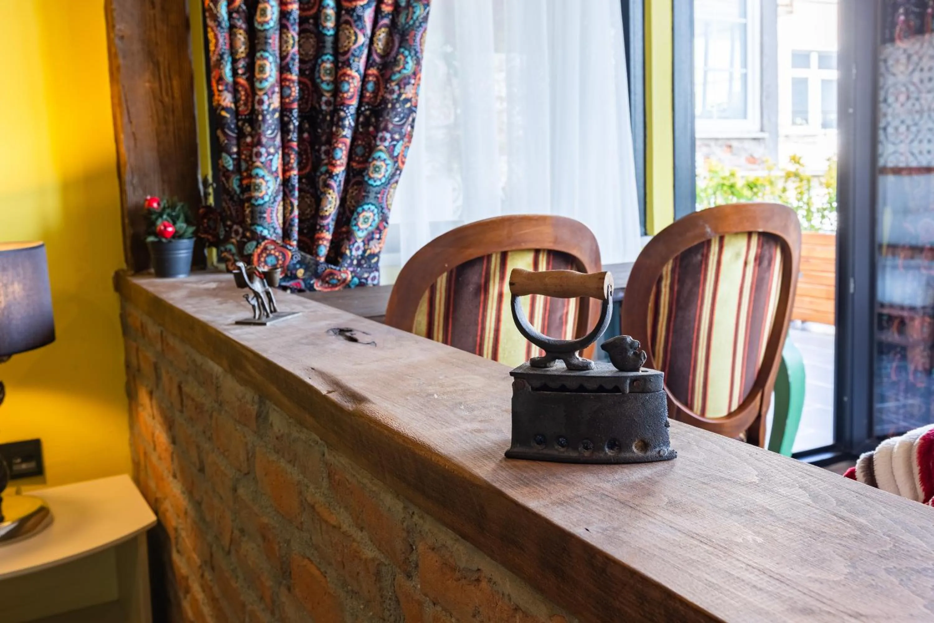 Decorative detail in Ali Pasha Apartment