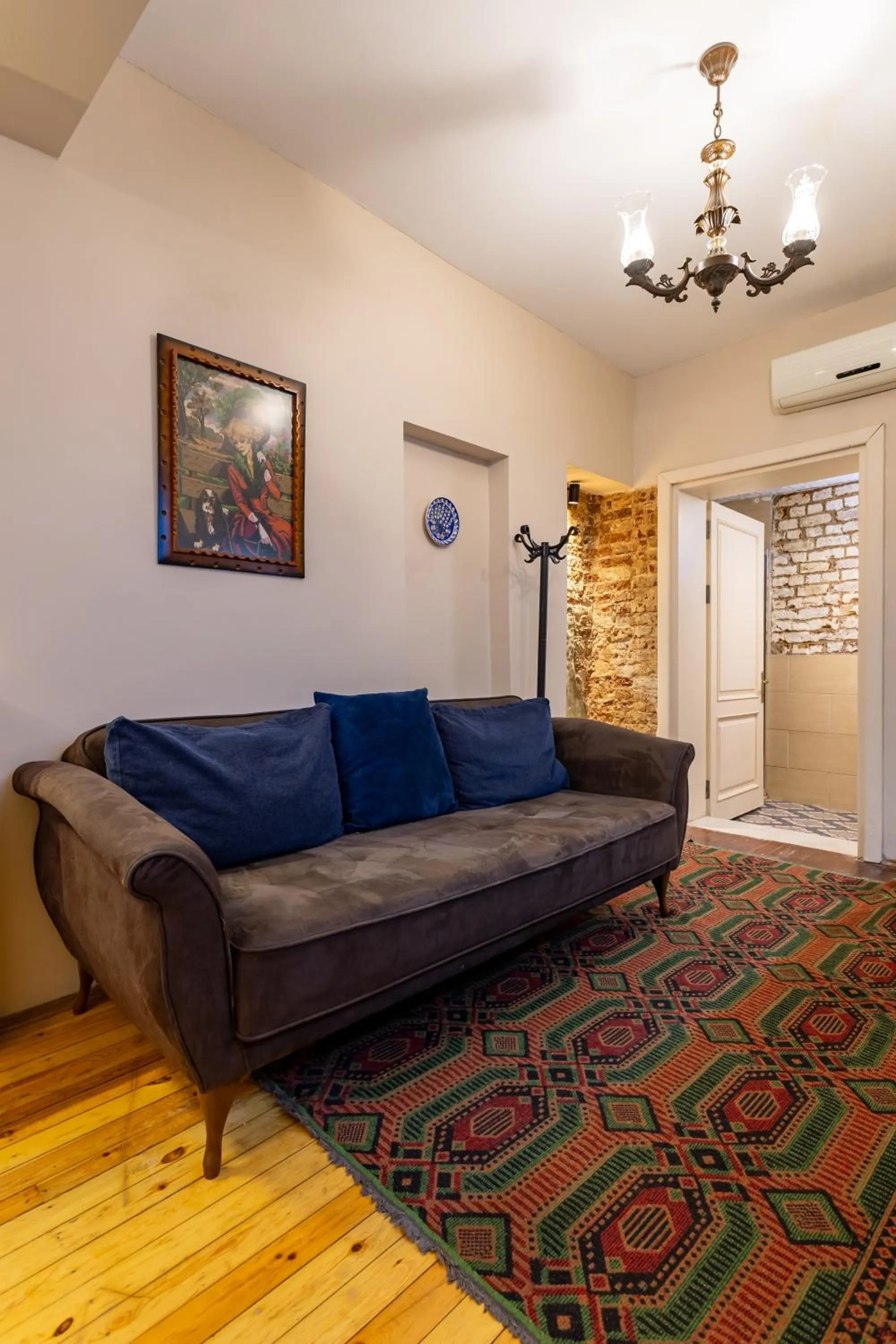 Seating area in Ali Pasha Apartment