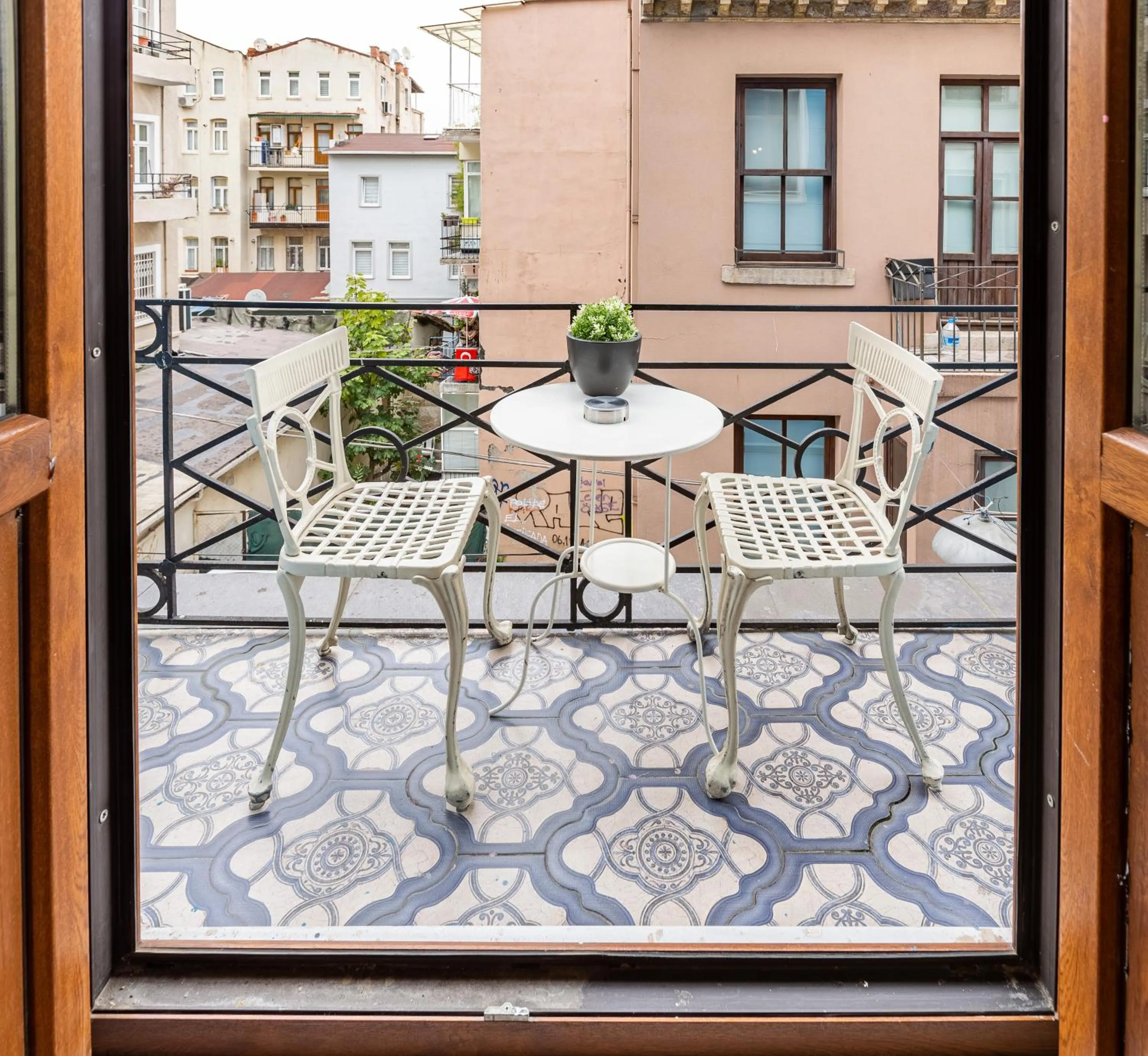 Balcony/Terrace in Ali Pasha Apartment