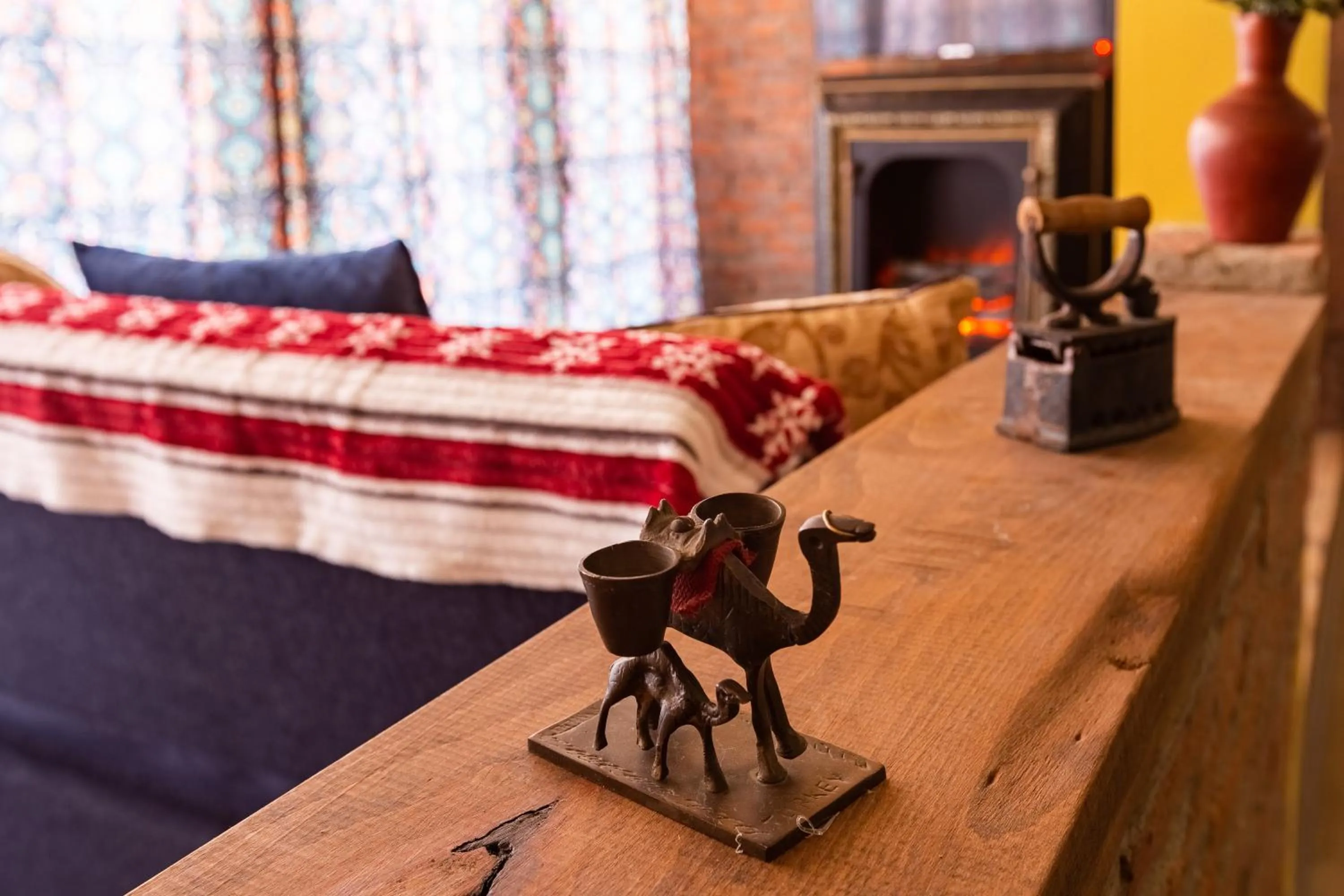 Decorative detail, Bed in Ali Pasha Apartment
