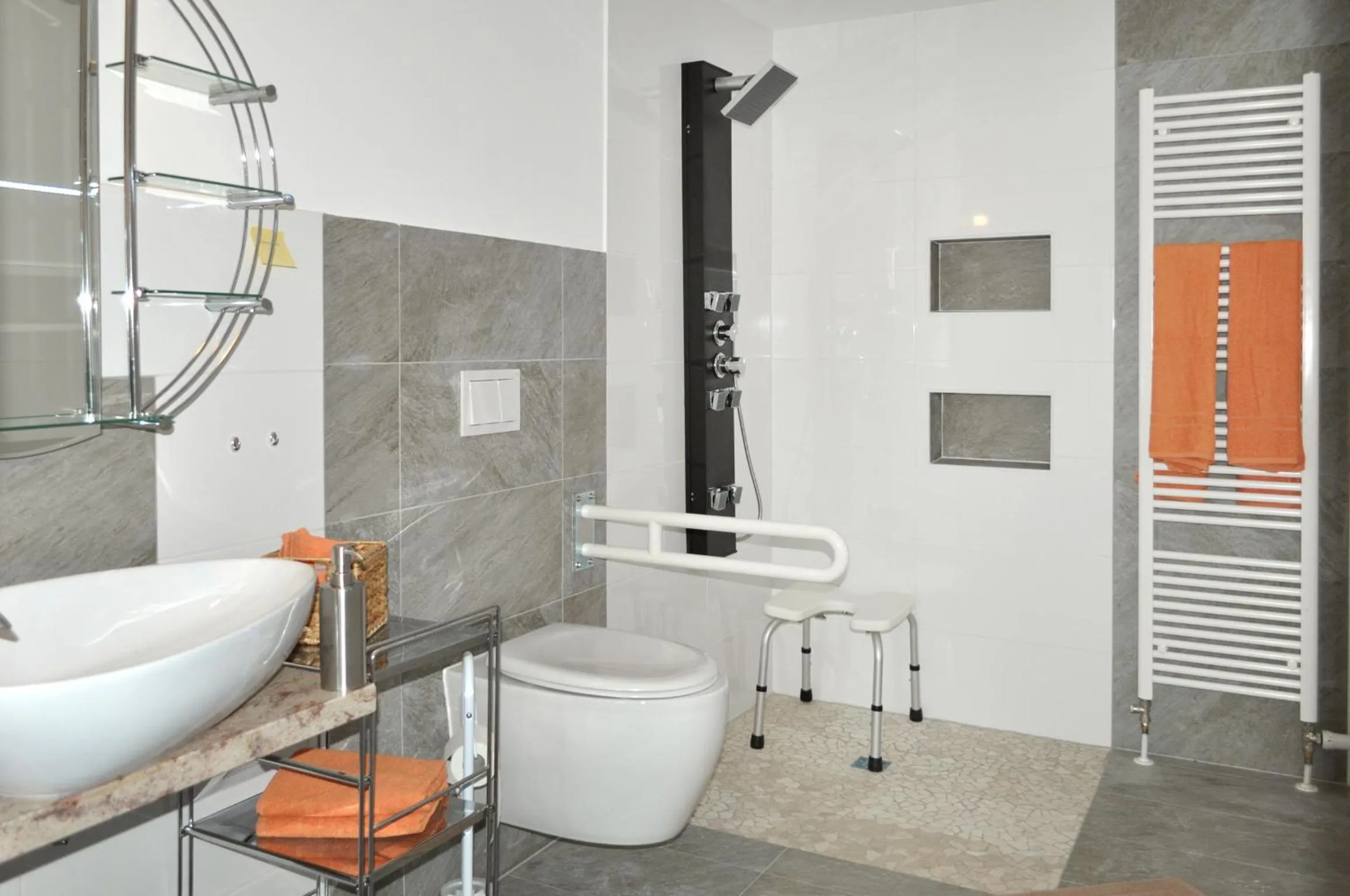 Shower in Pension Schlossidyll