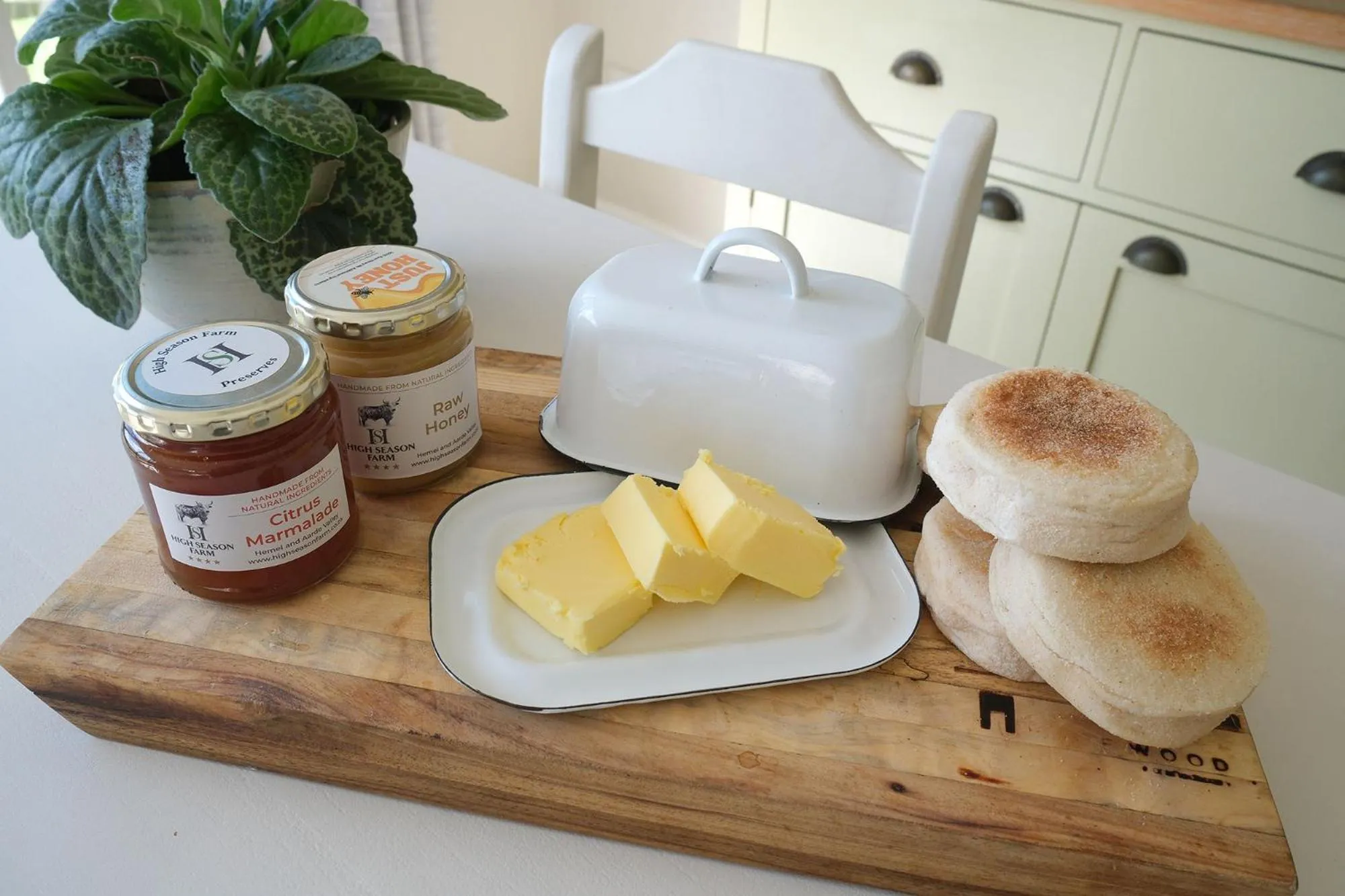 Breakfast in High Season Farm Luxury Cottages