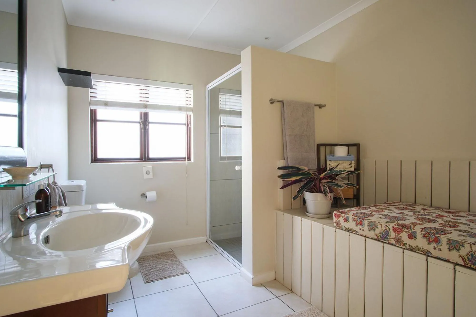 Bathroom, Bed in High Season Farm Luxury Cottages