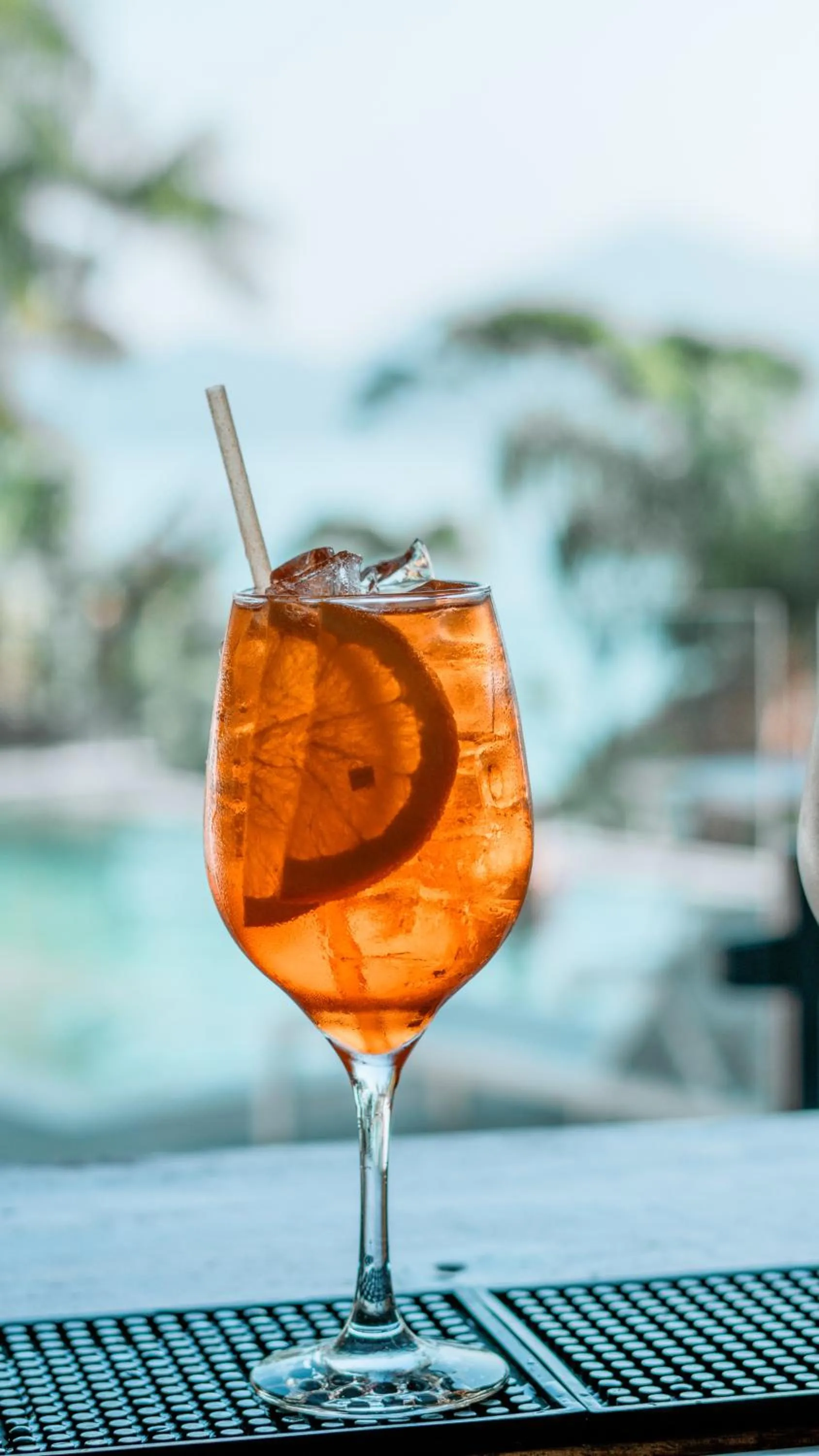 Restaurant/places to eat in Catalina Hotel