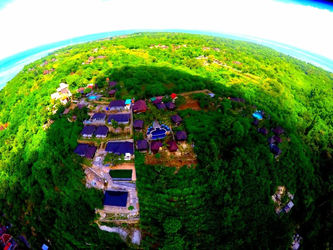 Bird's eye view in Sunrise Ocean Hut's Lembongan