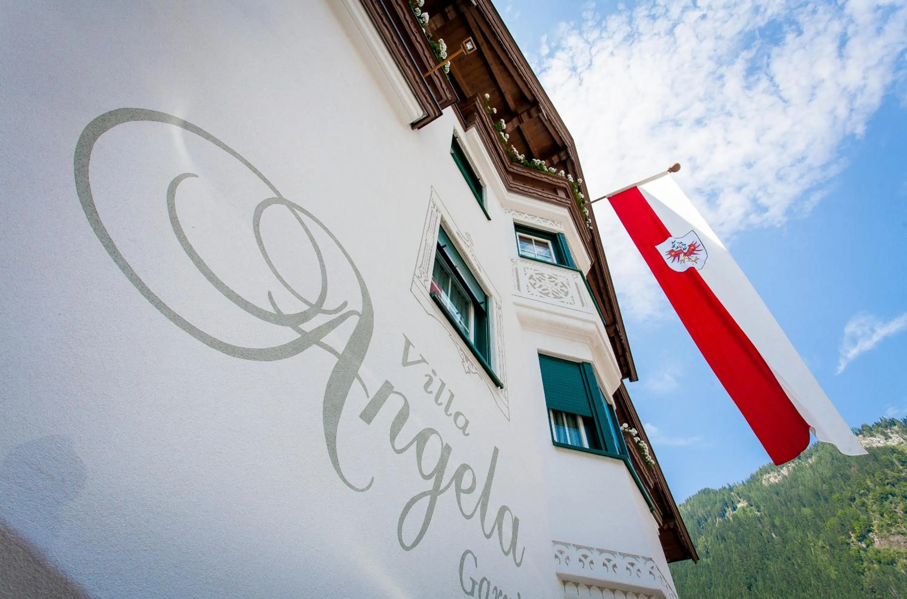 Facade/entrance in Villa Angela