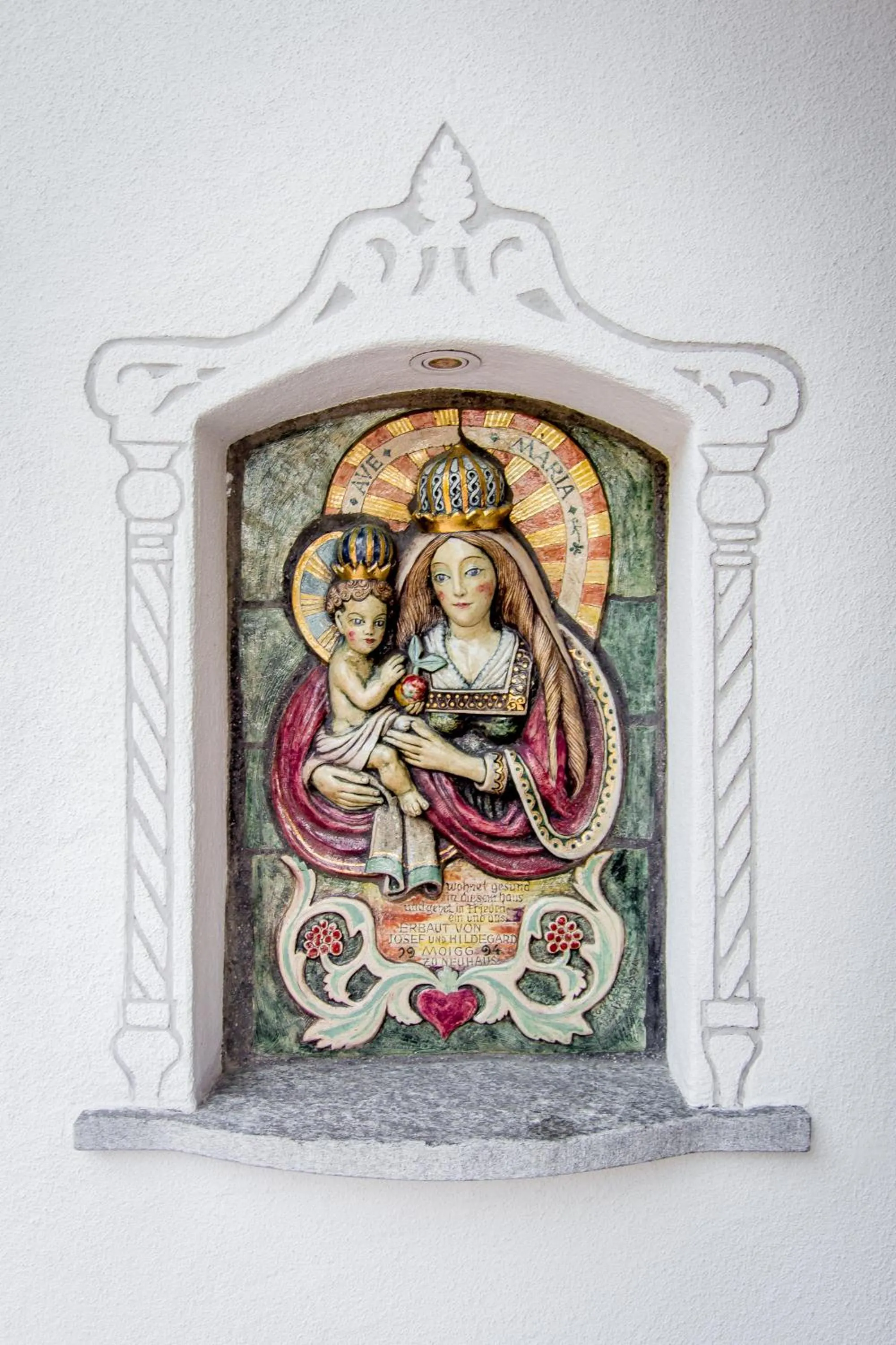 Facade/entrance in Villa Angela