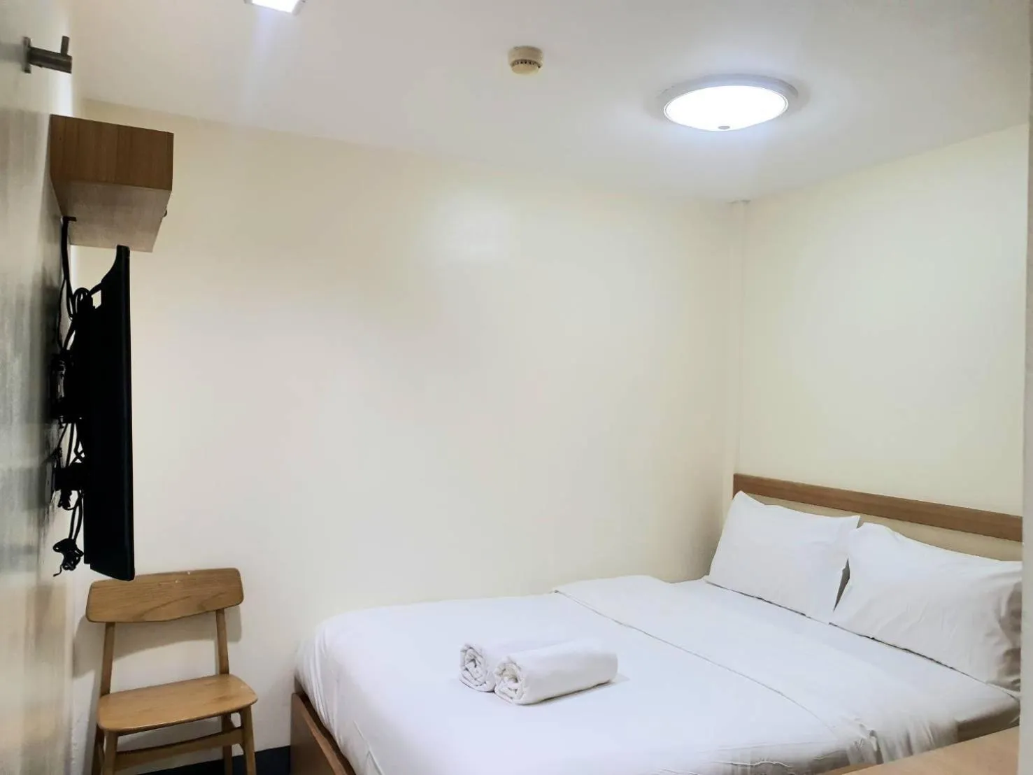 Bed in NANA BEST INN HOTEL