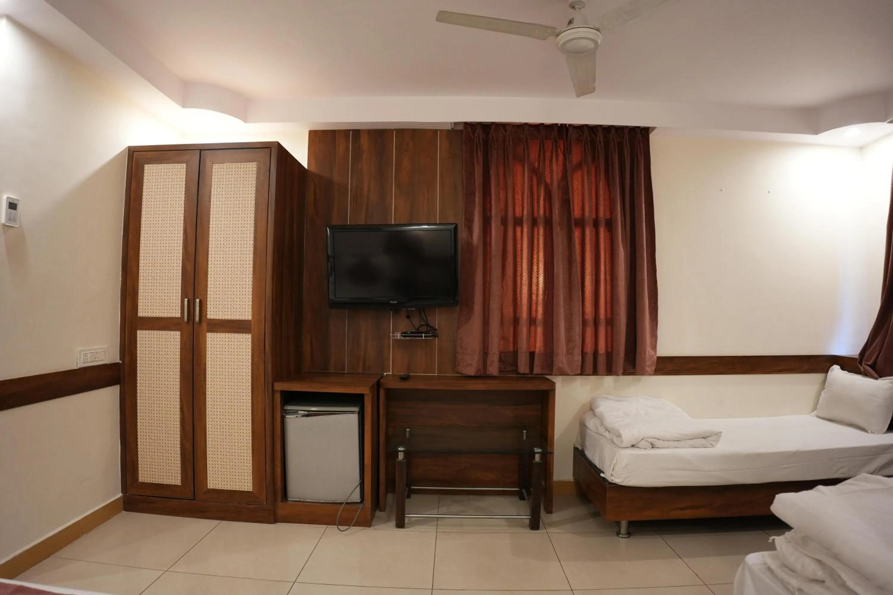 Bedroom, Bed in The Shanti A Boutique Hotel