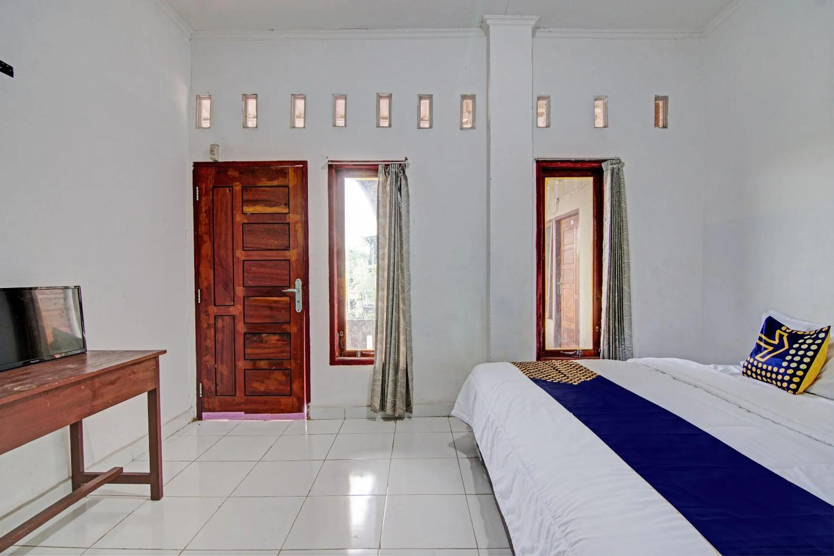 Bedroom, Bed in Hotel O Meranti HomestayNearJembatan Siak