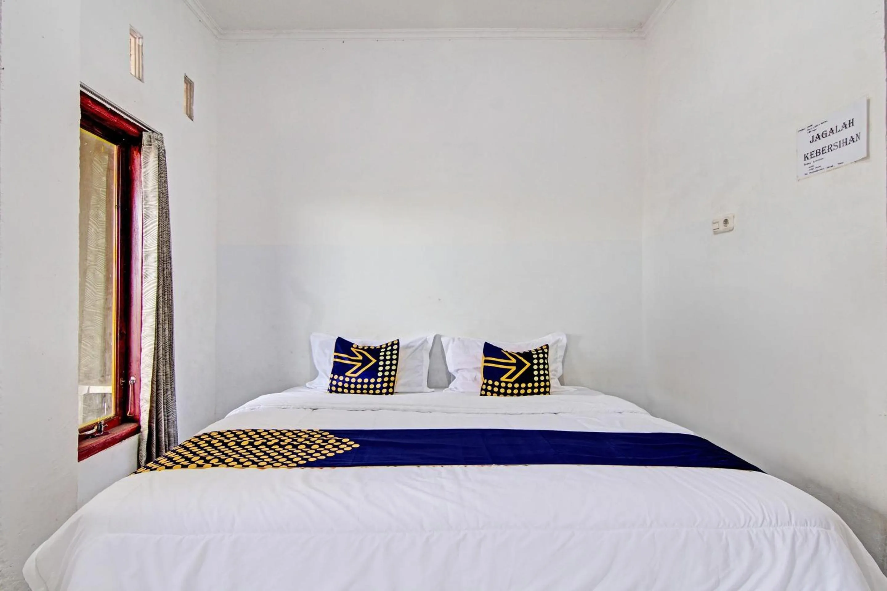 Bedroom, Bed in Hotel O Meranti HomestayNearJembatan Siak