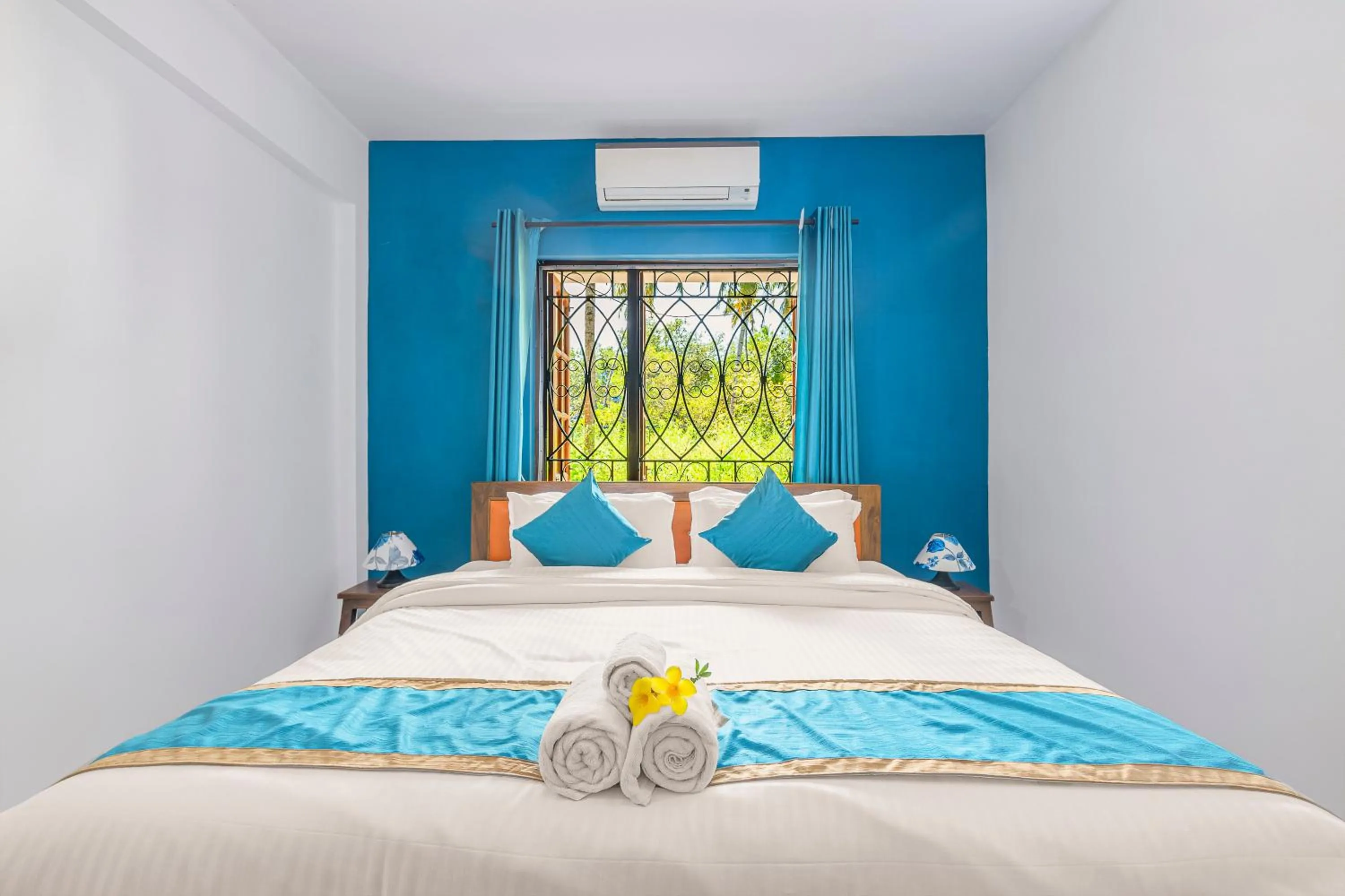 air conditioner, Bed in The Sequeira Goa