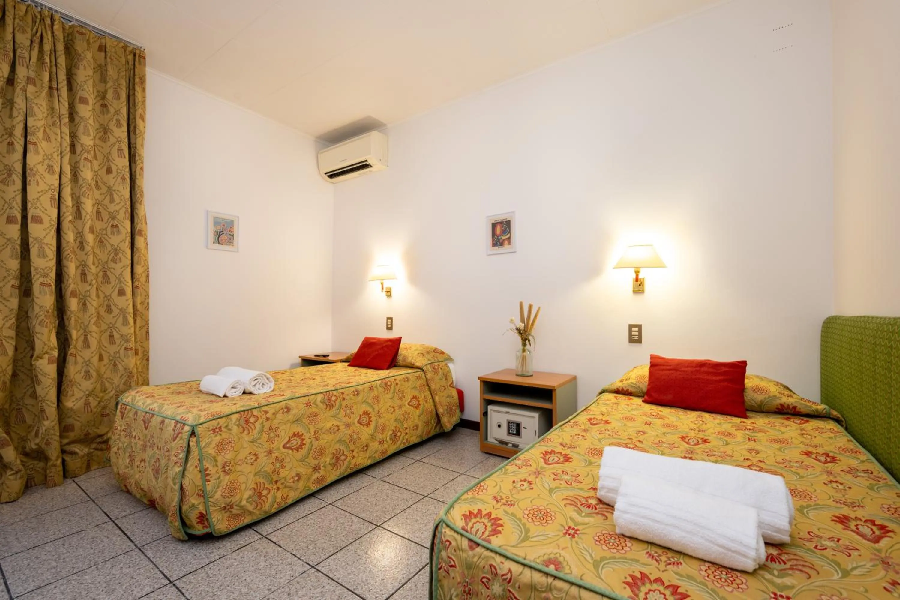 Photo of the whole room, Bed in Camelia Rooms Venice Guesthouse