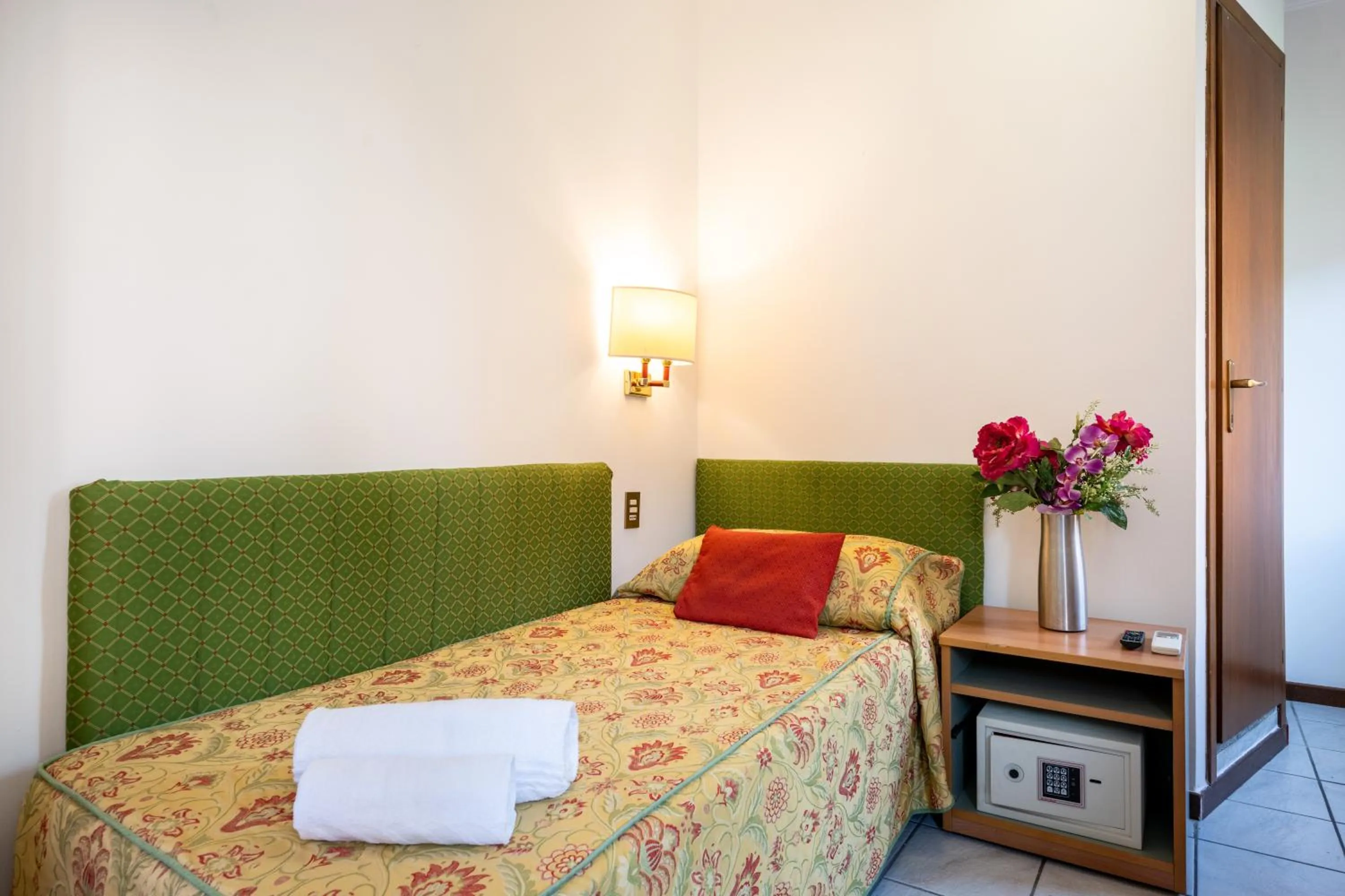 Bed in Camelia Rooms Venice Guesthouse