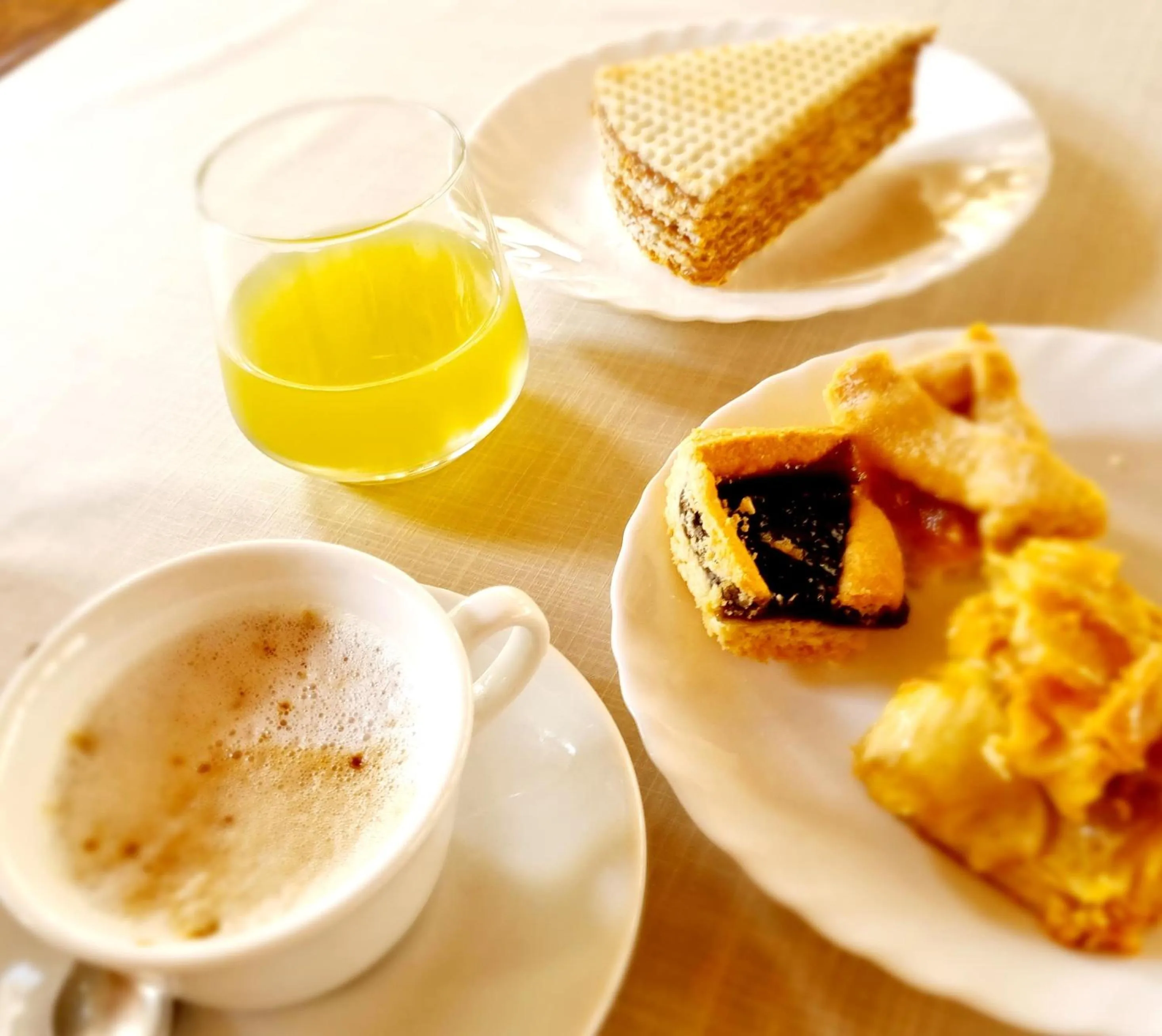 Breakfast in Camelia Rooms Venice Guesthouse