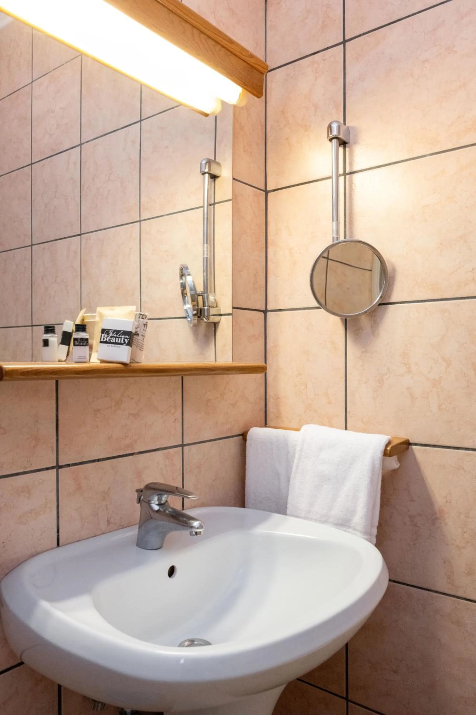 Bathroom in Camelia Rooms Venice Guesthouse