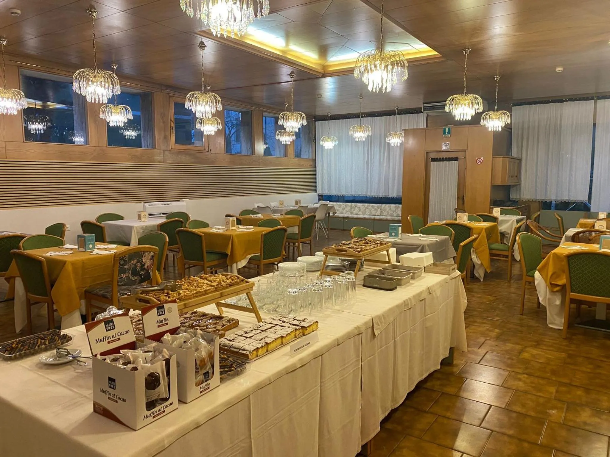 Restaurant/places to eat in Camelia Rooms Venice Guesthouse