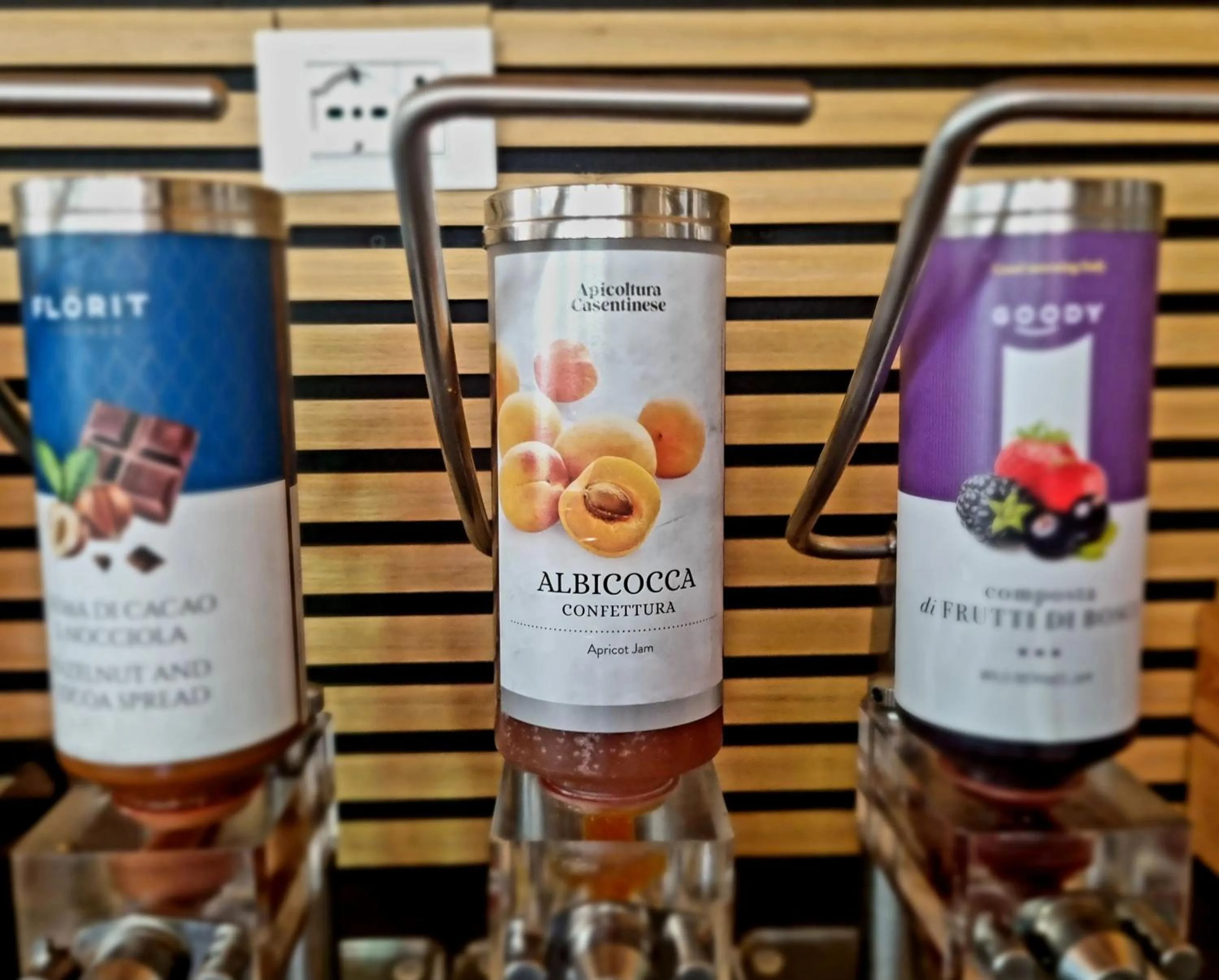 Restaurant/places to eat in Camelia Rooms Venice Guesthouse