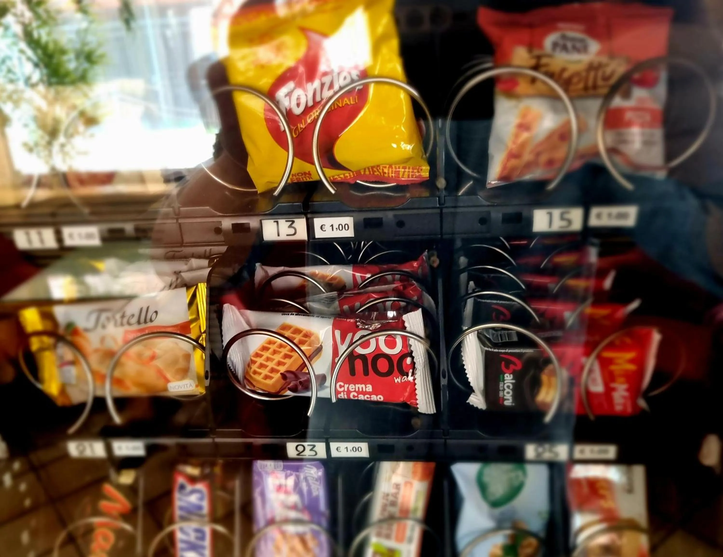 Restaurant/places to eat in Camelia Rooms Venice Guesthouse