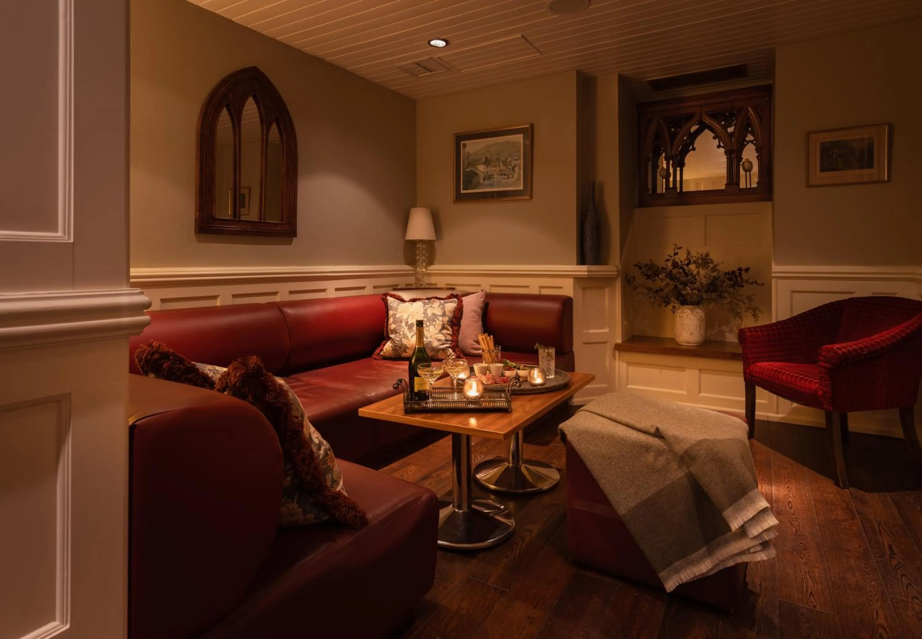Seating area in Castle Hotel
