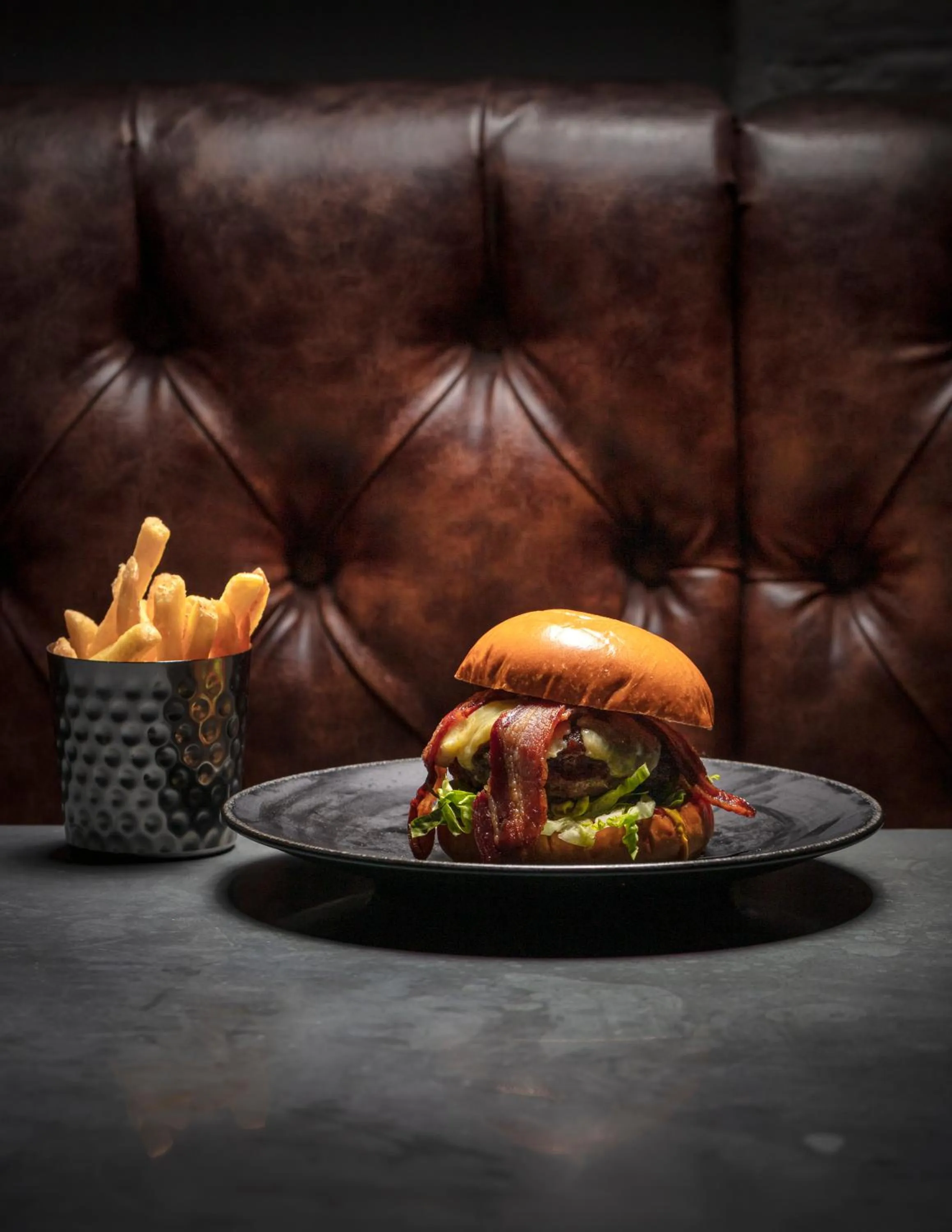 Restaurant/places to eat in Castle Hotel