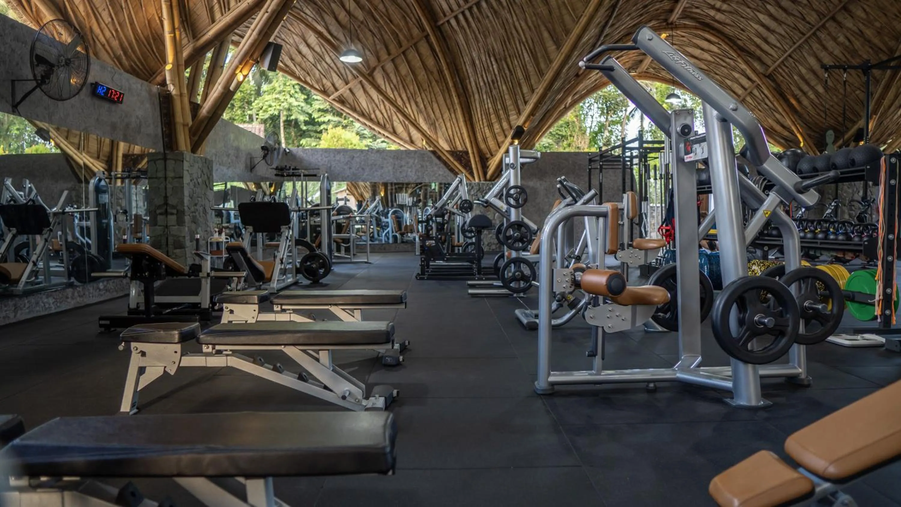 Fitness centre/facilities in Reset Lombok Hotel