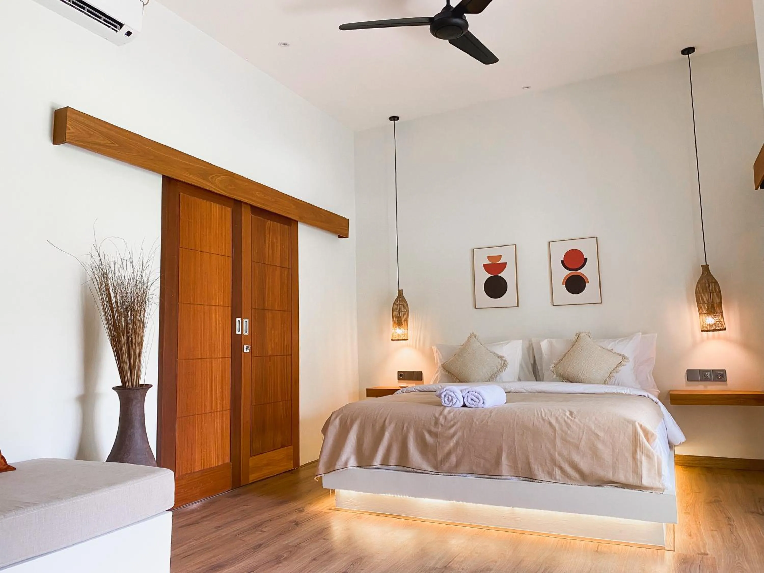 Bed in Reset Lombok Hotel