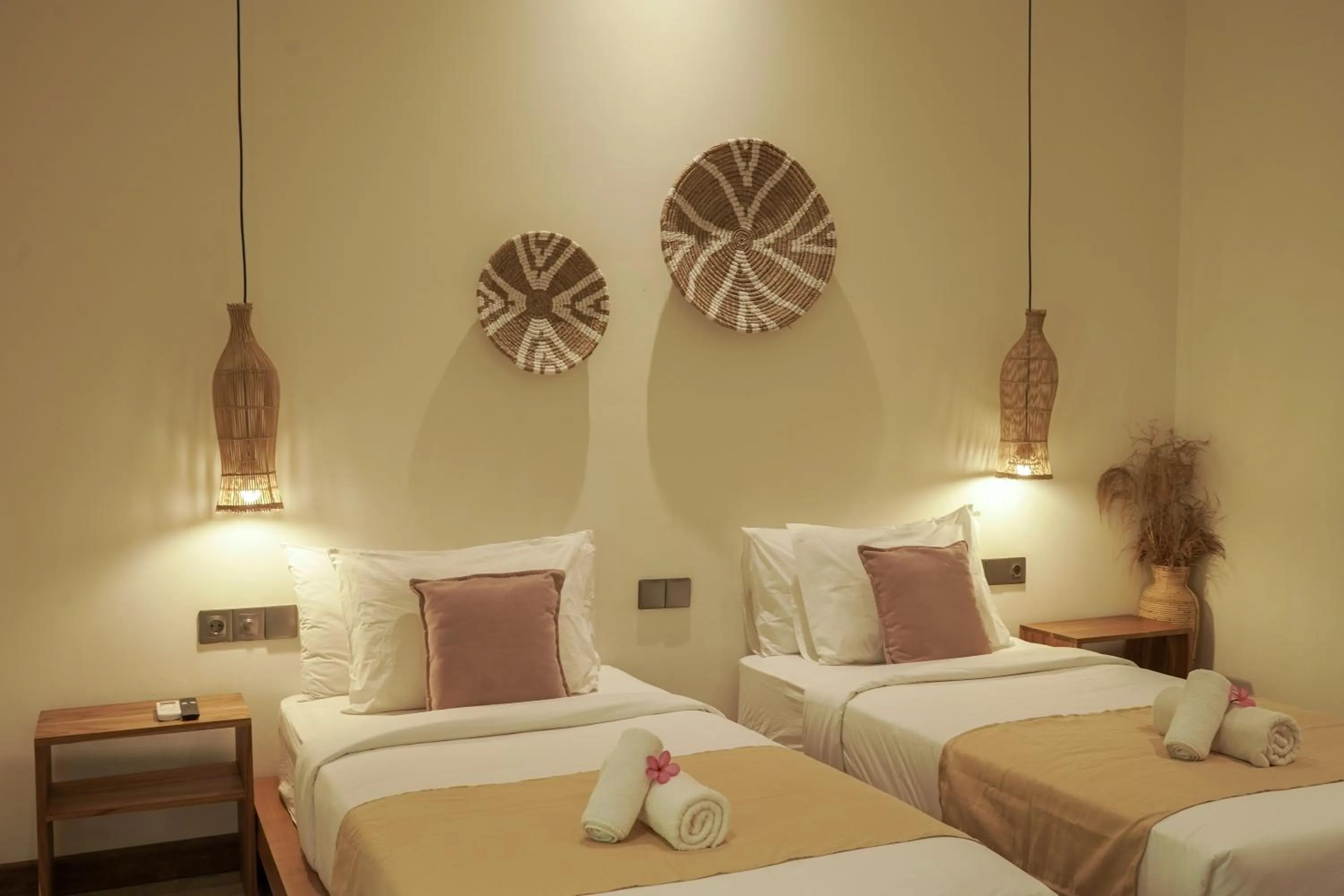 Bed in Reset Lombok Hotel