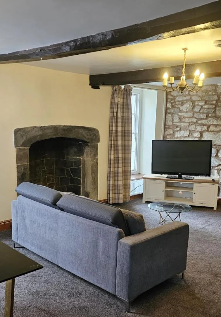 Communal lounge/ TV room in Plas Bellin Hall