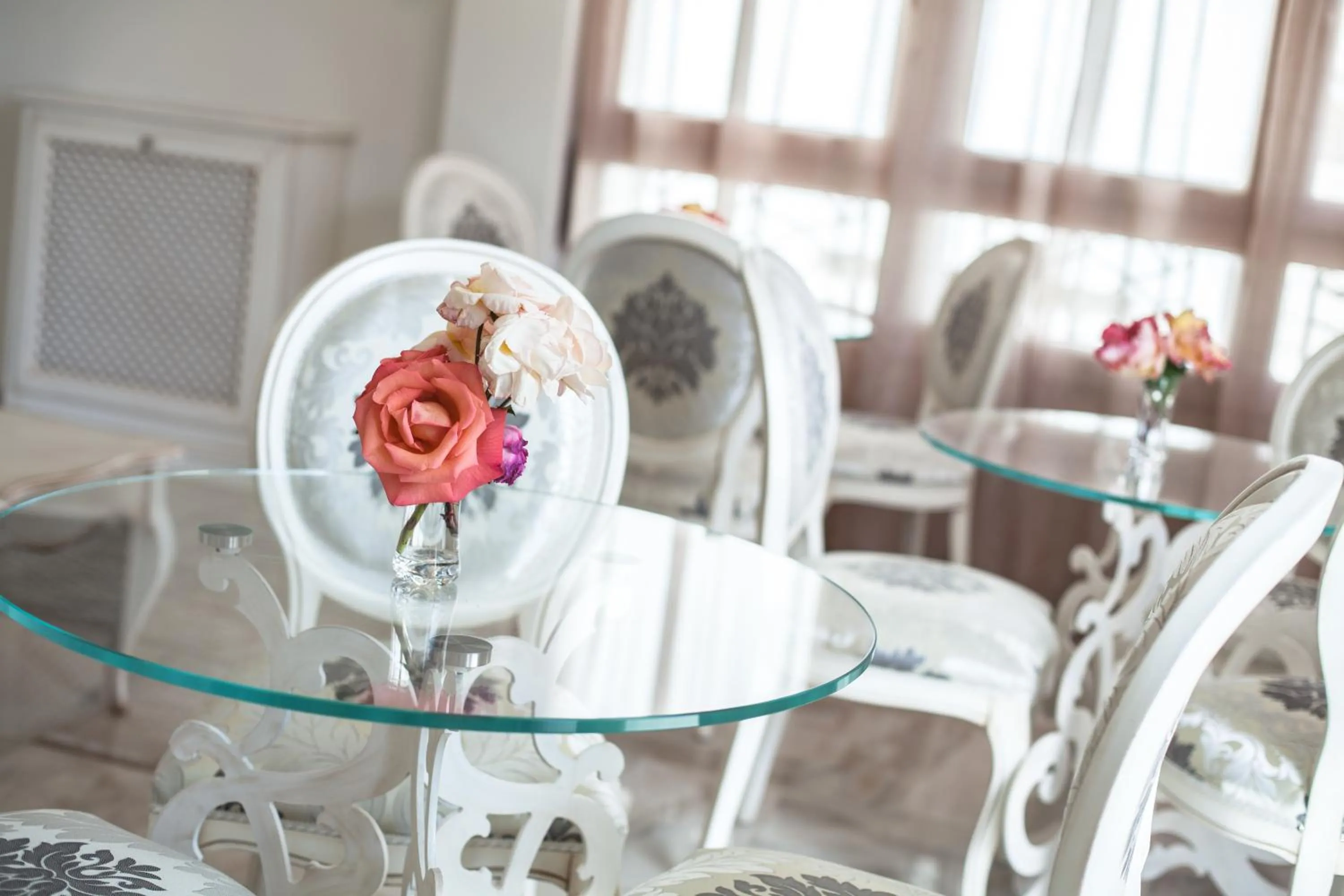 Communal lounge/ TV room in Princier Fine Resort & SPA